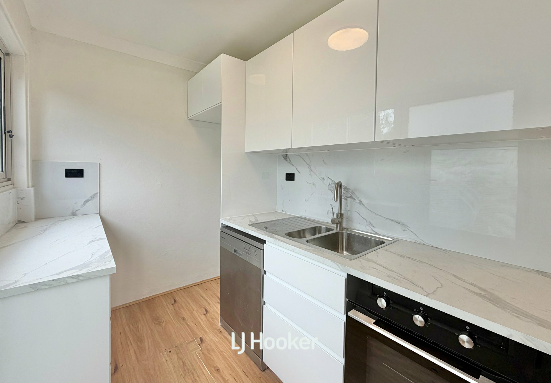 114A Spencer Road — photo 7 of 8