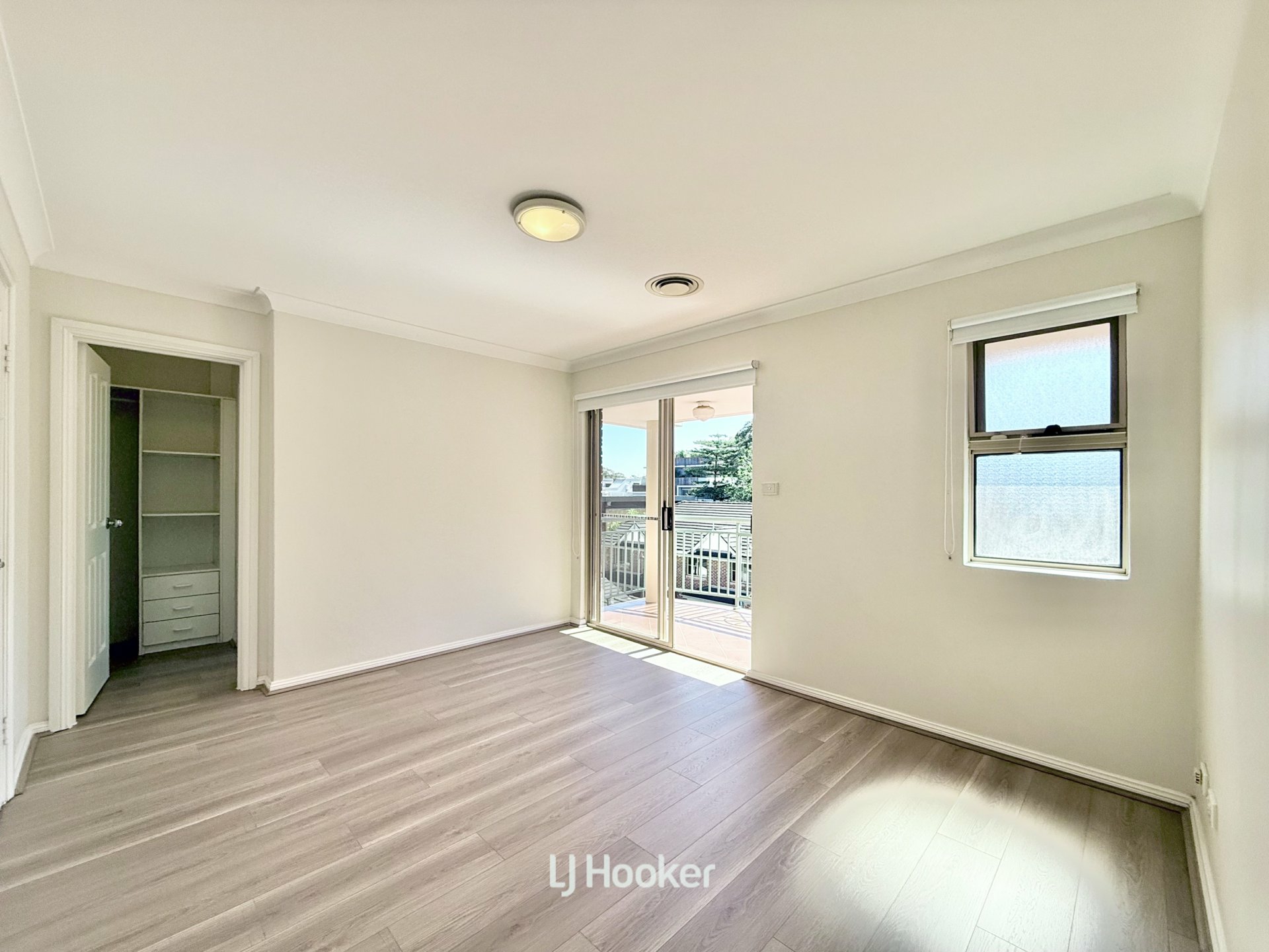3/21-27 Moree Street — photo 7 of 16