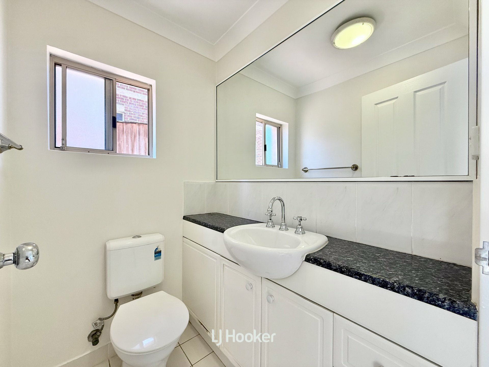 3/21-27 Moree Street — photo 12 of 16