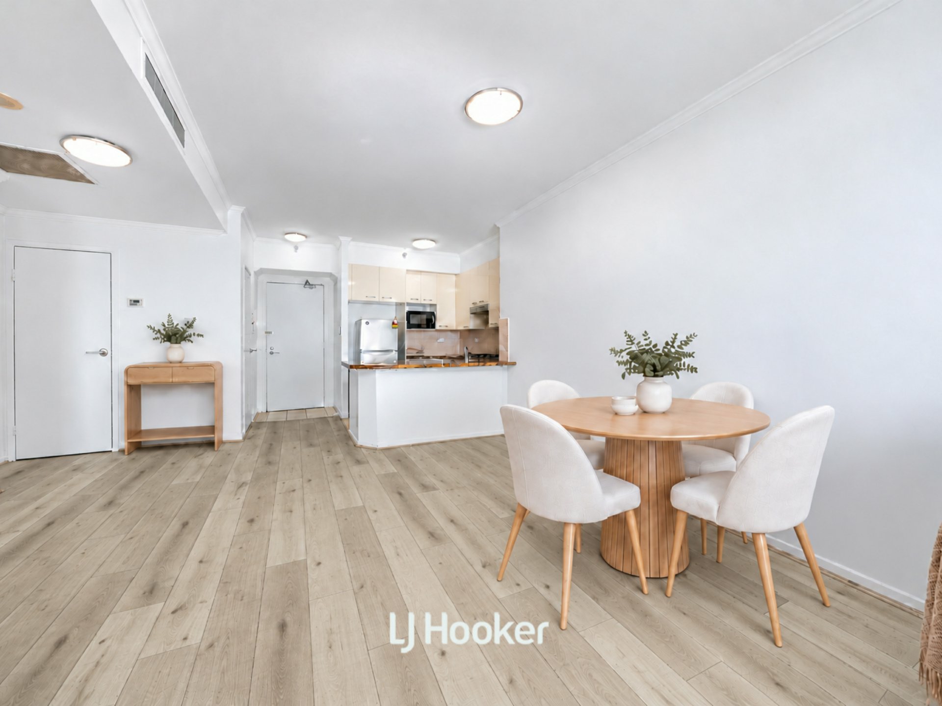 44/515 Kent Street — photo 3 of 12