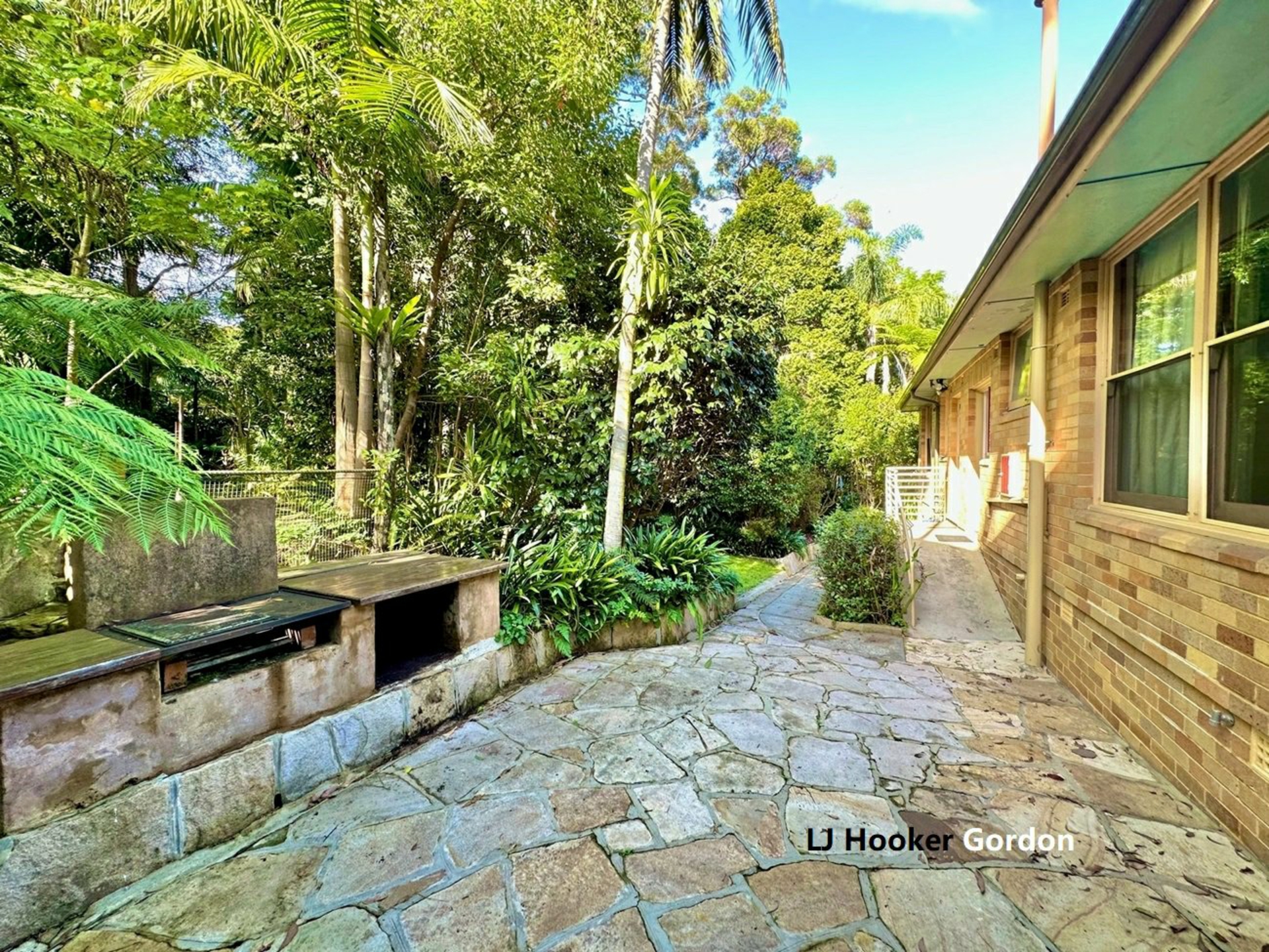 3 Metzler Place — photo 9 of 12