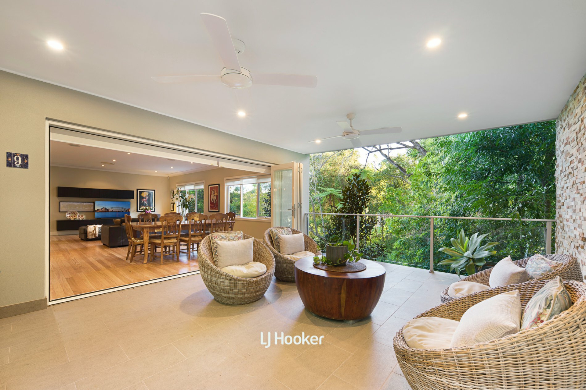 9 Waugoola Street — photo from LJ Hooker Gordon