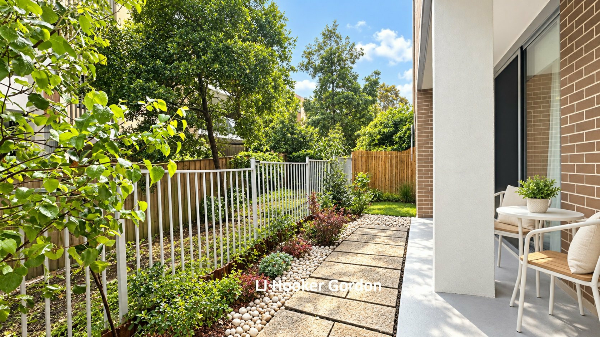 3/16 Dumaresq Street — photo 3 of 13