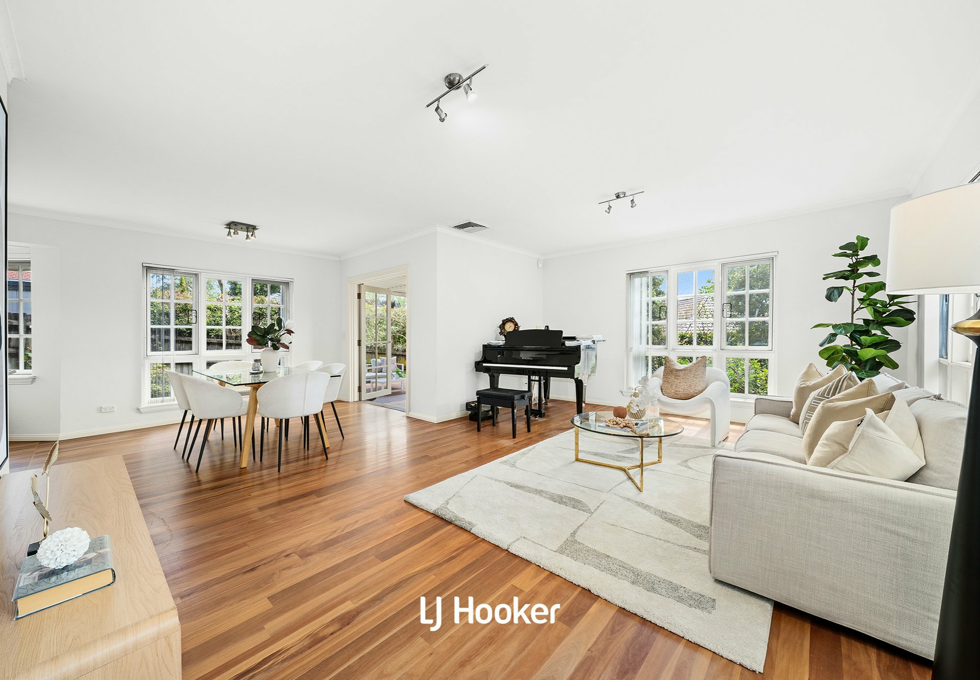 14A Koola Avenue — photo 4 of 11