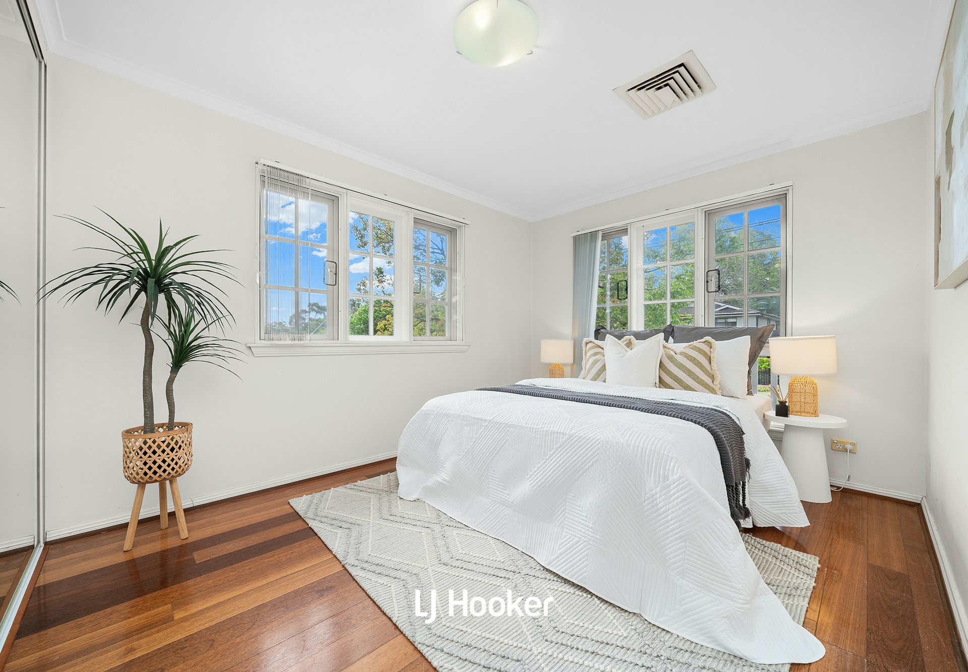 14A Koola Avenue — photo 9 of 11
