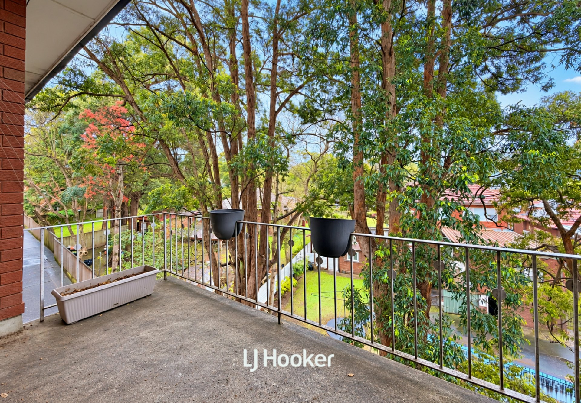 18/65A Werona Avenue — photo from LJ Hooker Gordon