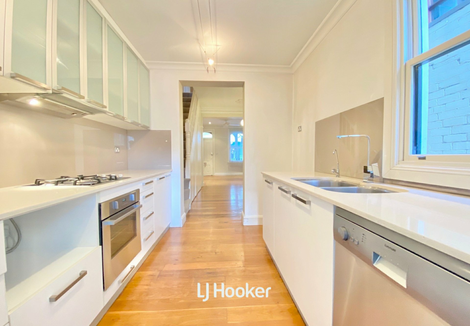 11 Bourke Street — photo 5 of 20