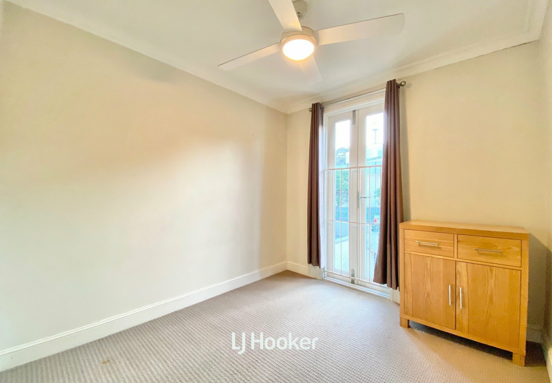 11 Bourke Street — photo 14 of 20