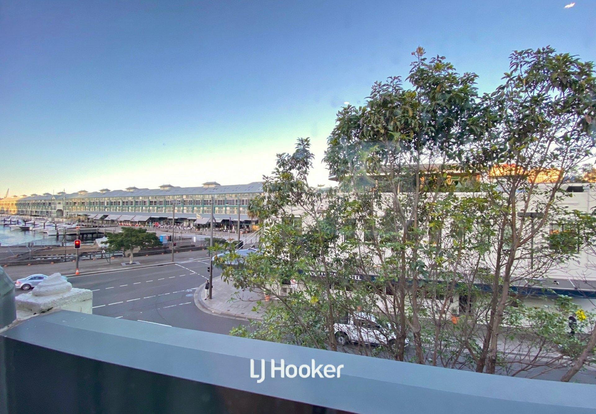 11 Bourke Street — photo 17 of 20