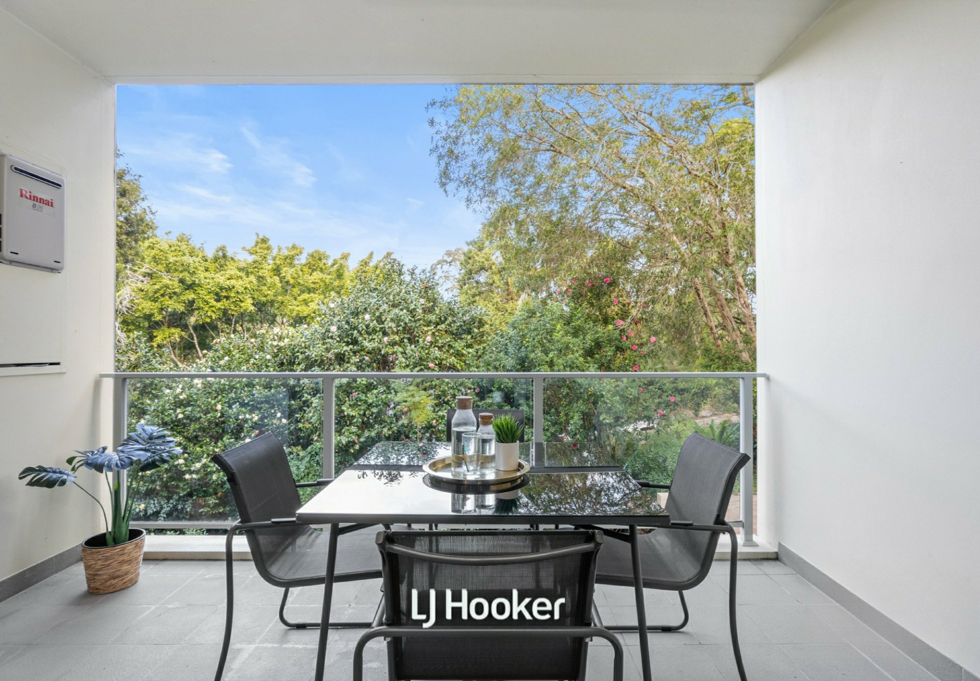 104/1A Orinoco Street — photo from LJ Hooker Gordon