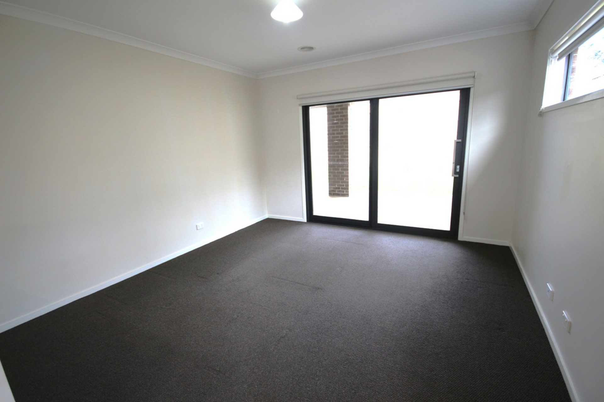 45 Welland Drive, MICKLEHAM
