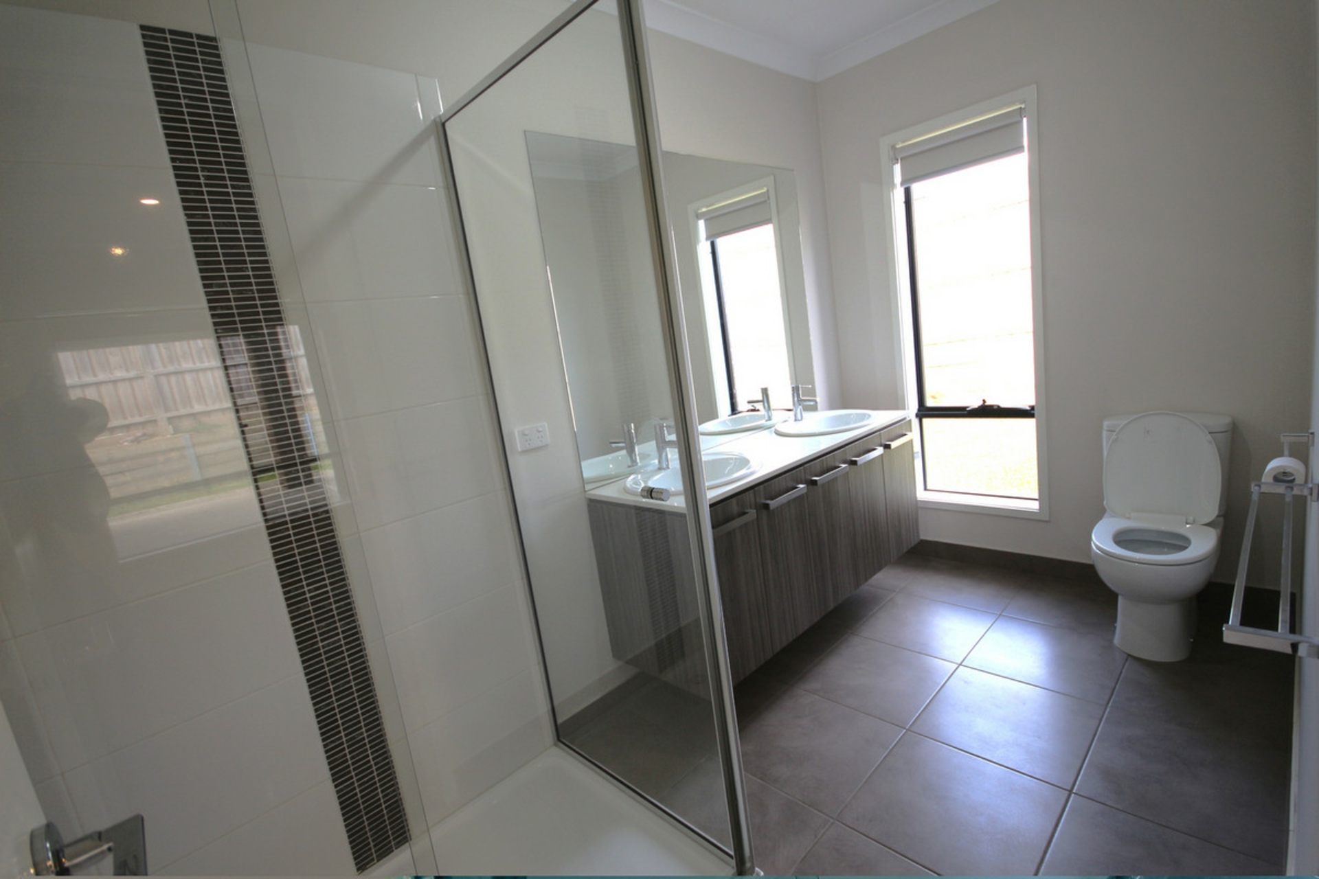 45 Welland Drive, MICKLEHAM