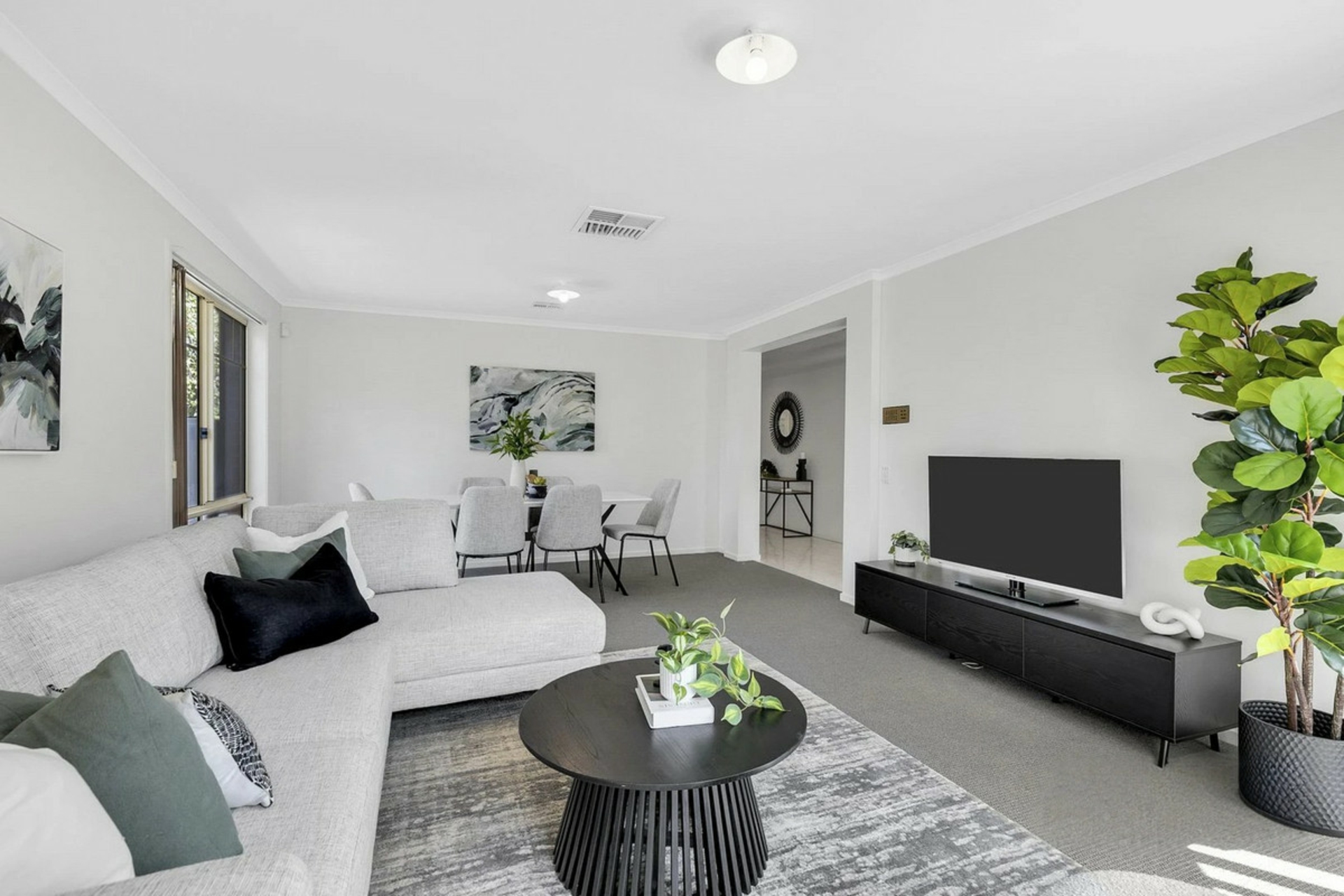 11 Kingsford Way, ROXBURGH PARK