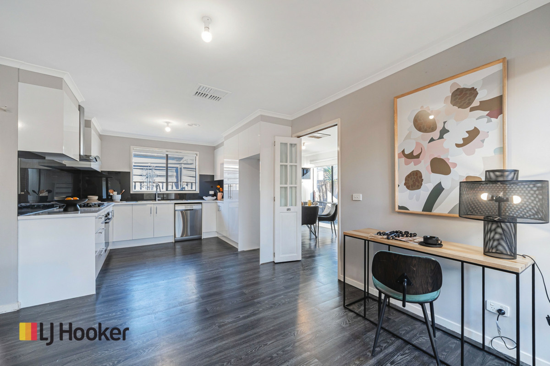 6 Gillingham Crescent, CRAIGIEBURN