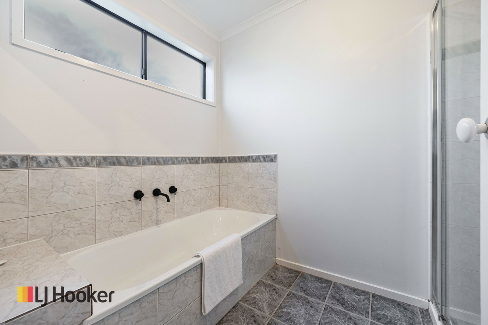6 Gillingham Crescent, CRAIGIEBURN