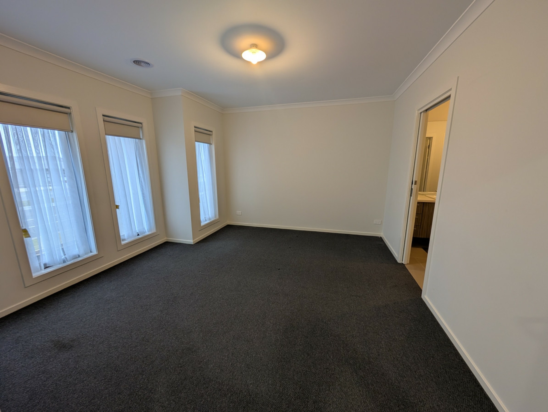 130 Blackmore Road, MICKLEHAM