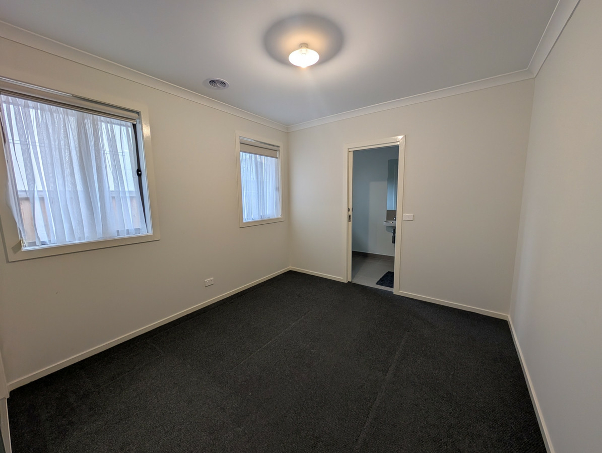 130 Blackmore Road, MICKLEHAM