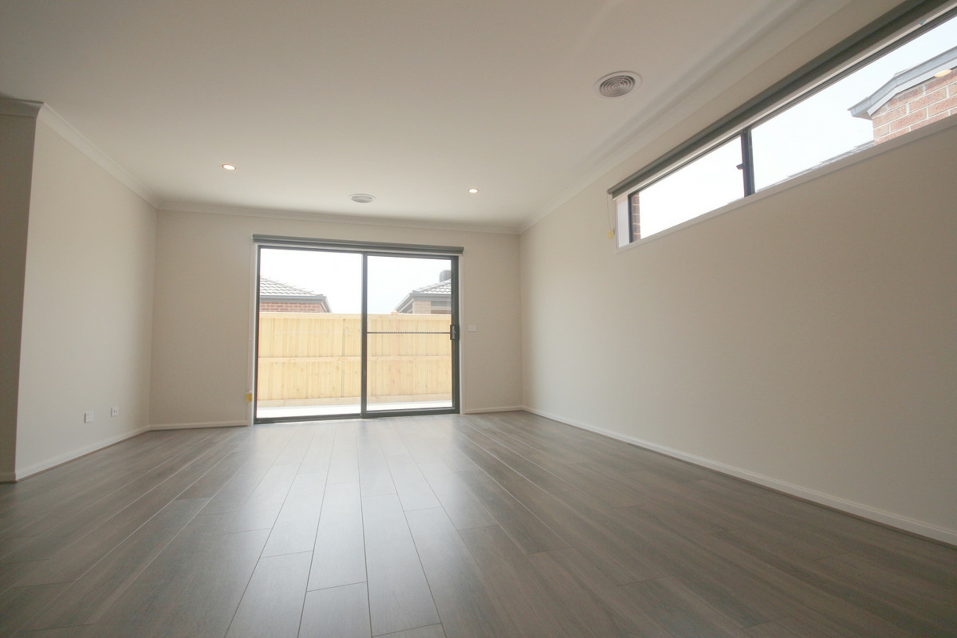 12 Tooronga Drive, MICKLEHAM