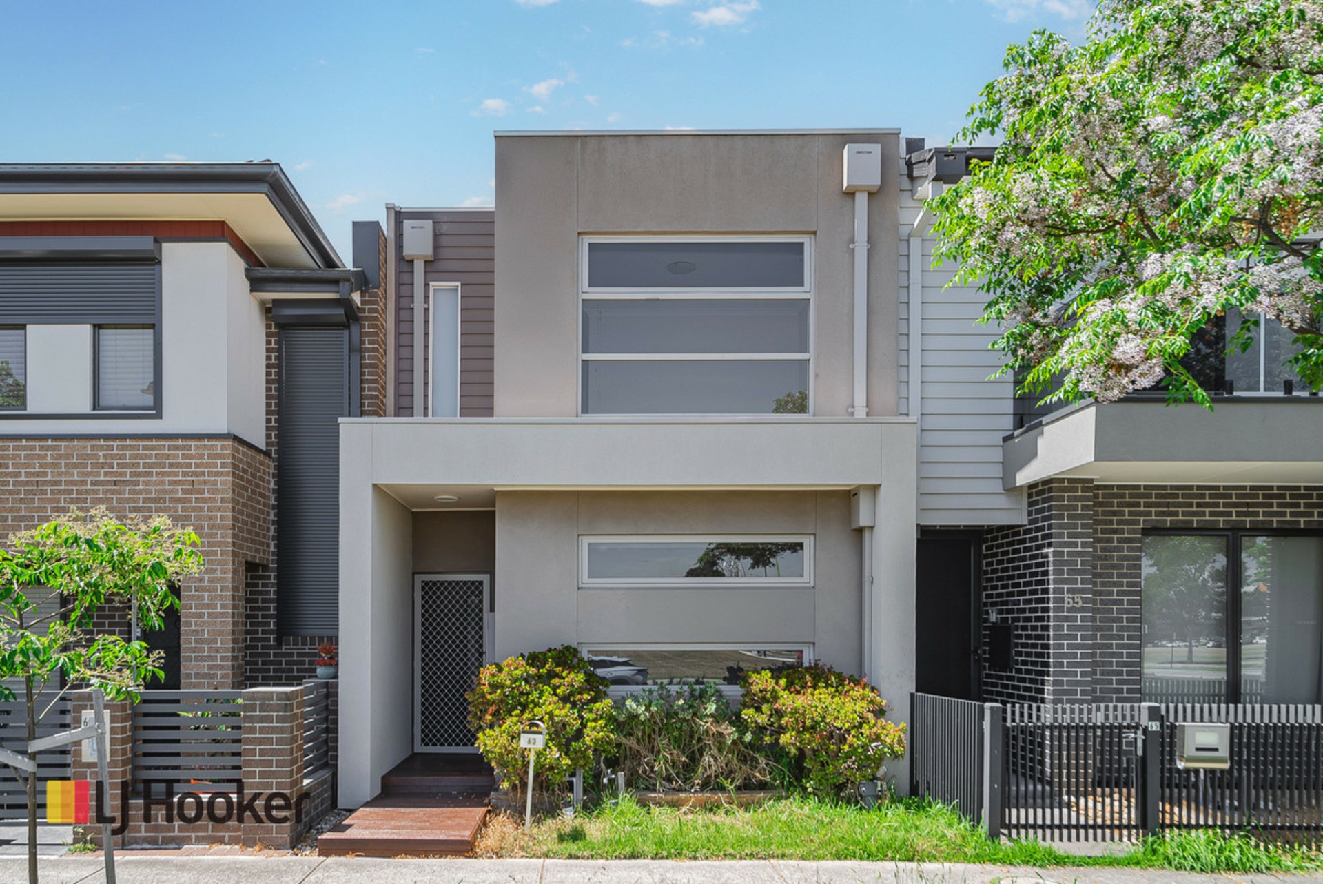 63 Clarendon Avenue Craigieburn VIC