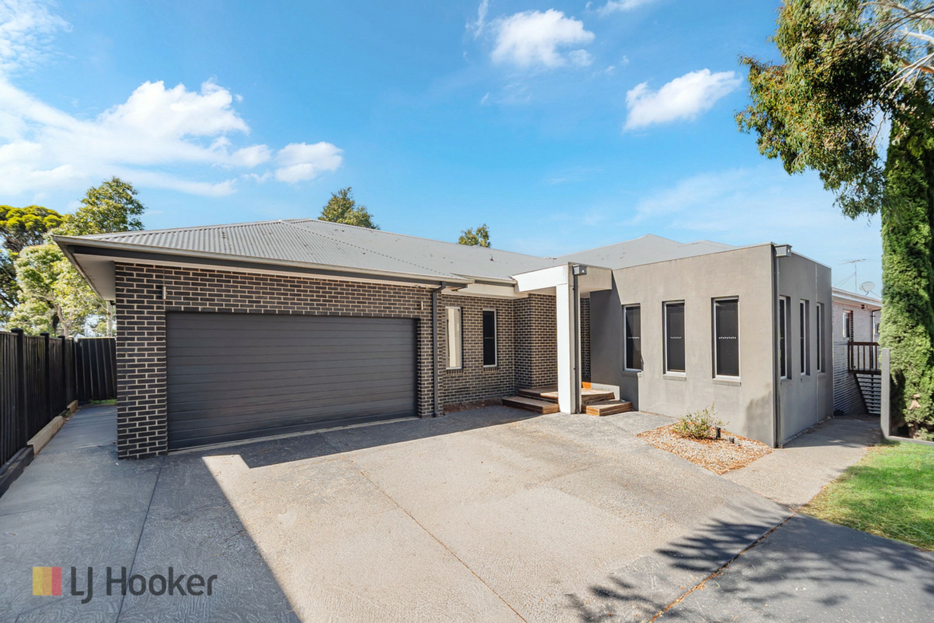 17 Beau Vista Drive — photo from LJ Hooker Craigieburn
