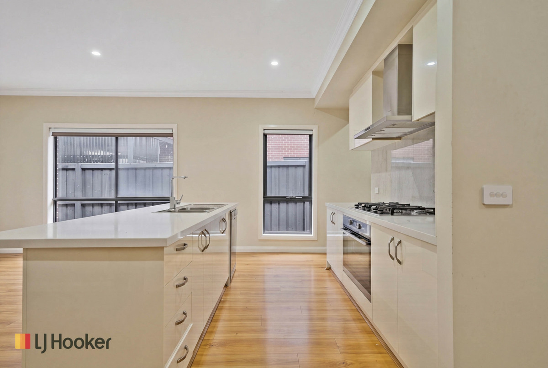 5 Felicity Road — photo 3 of 12