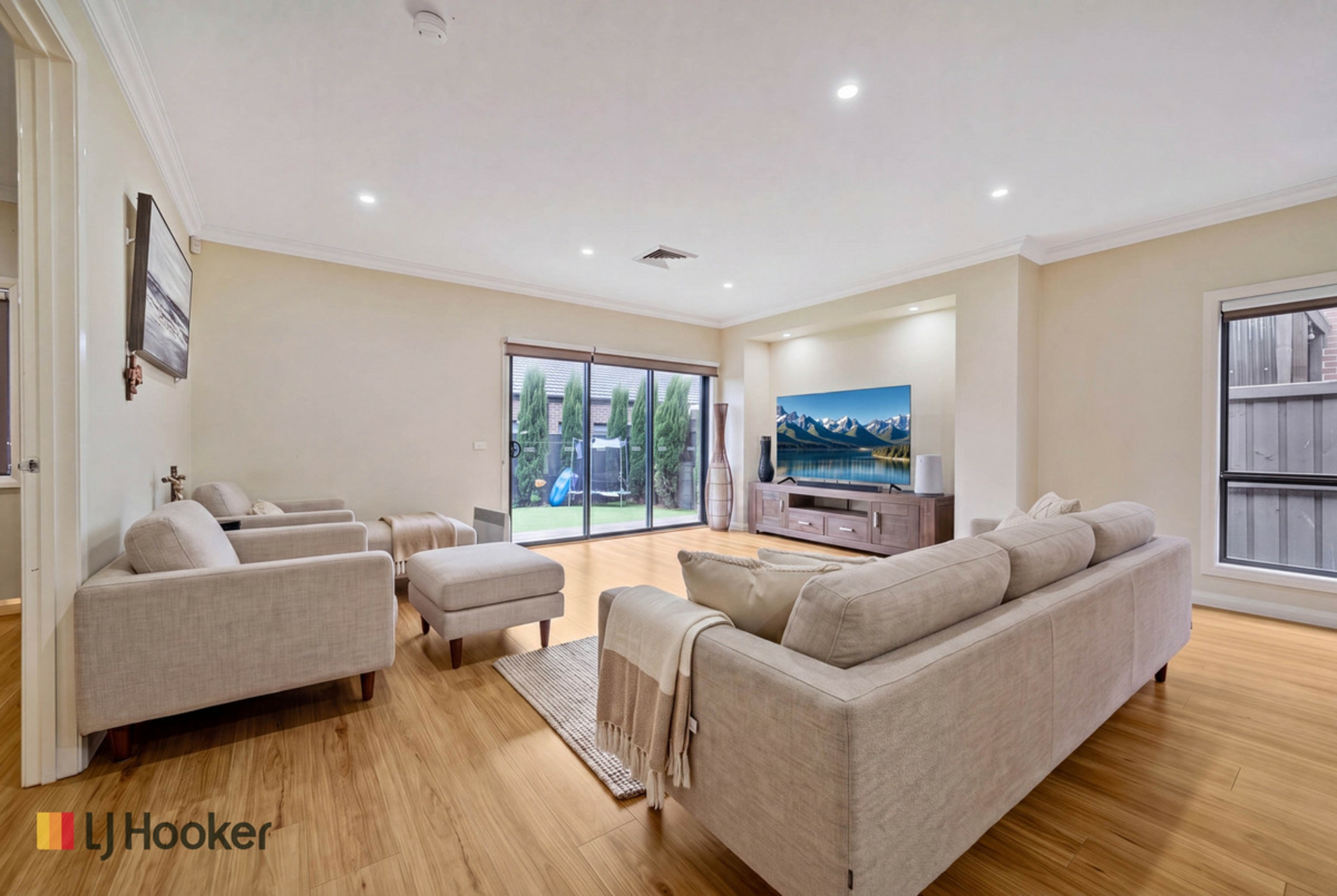5 Felicity Road — photo 4 of 12