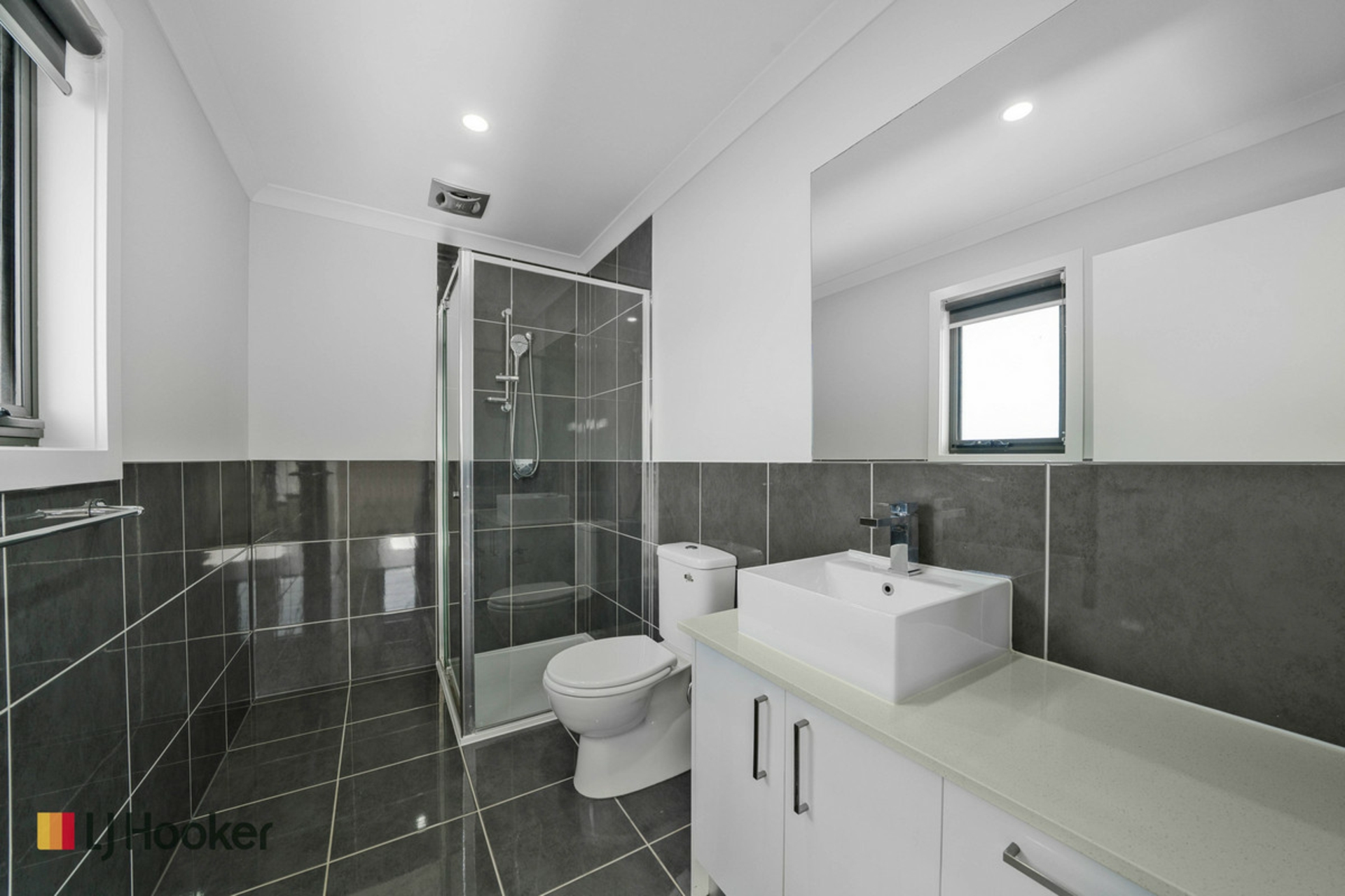 23 Plumbago Street — photo 7 of 16