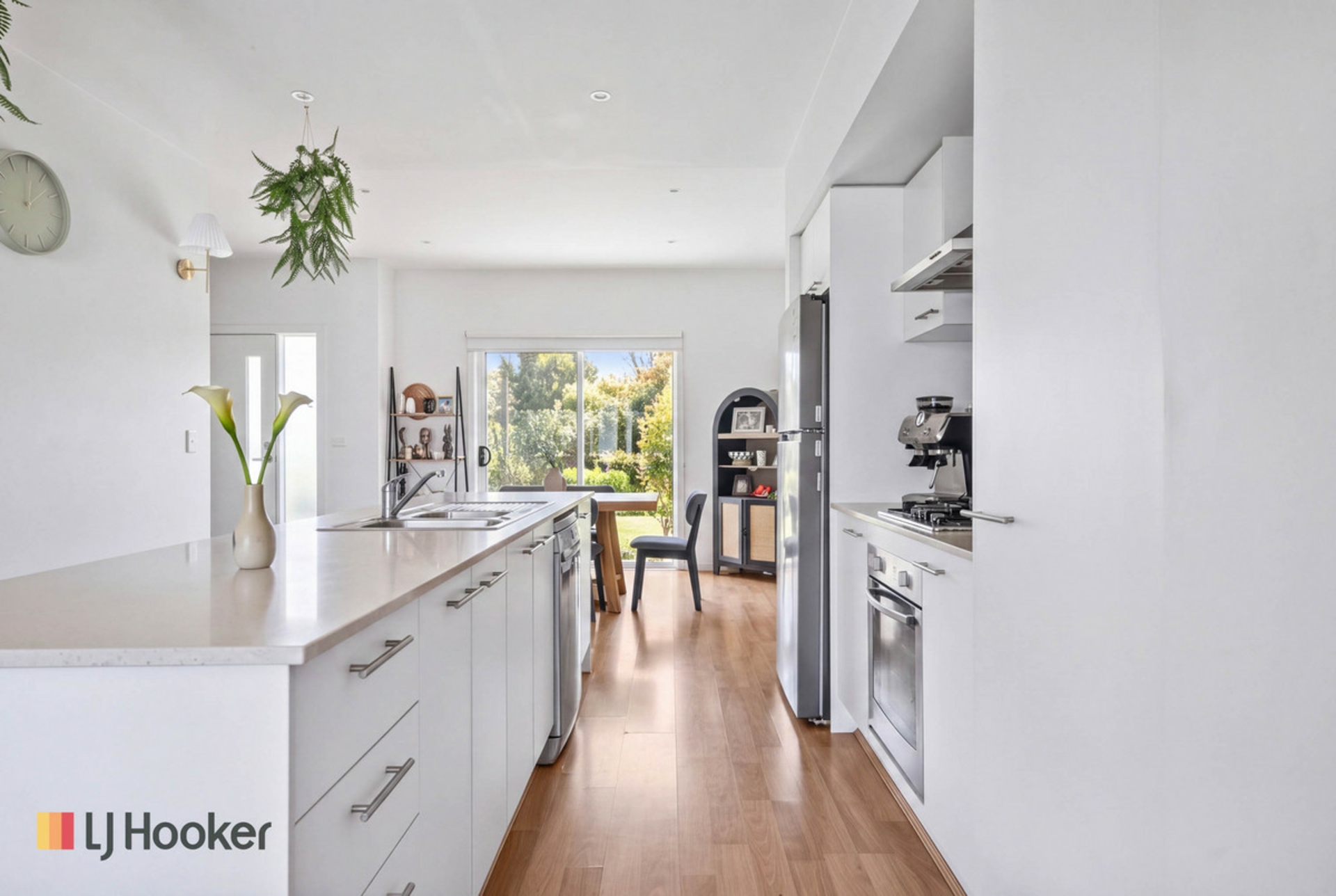 7 Angeline Way — photo 3 of 18