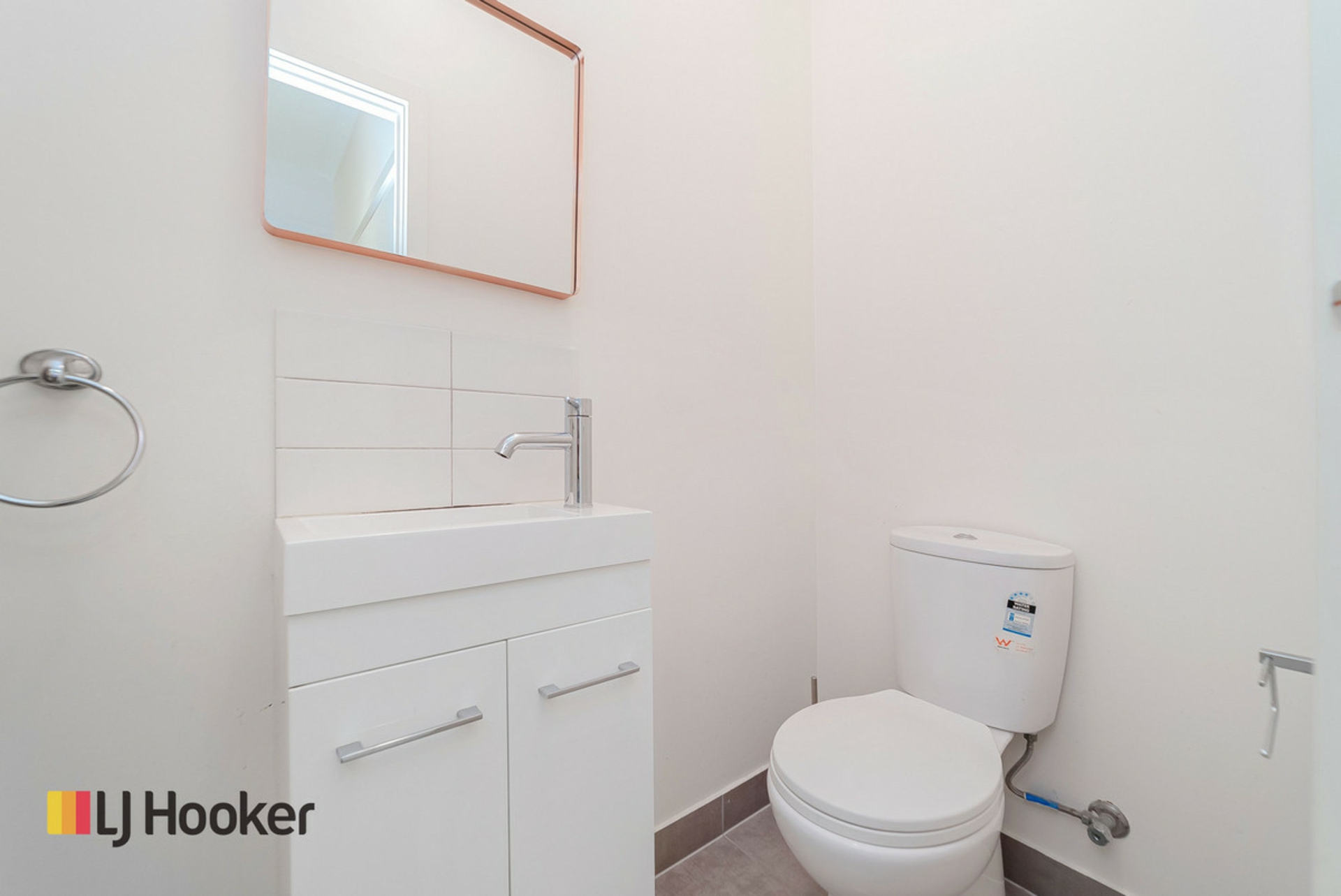 63 Clarendon Avenue — photo 13 of 15