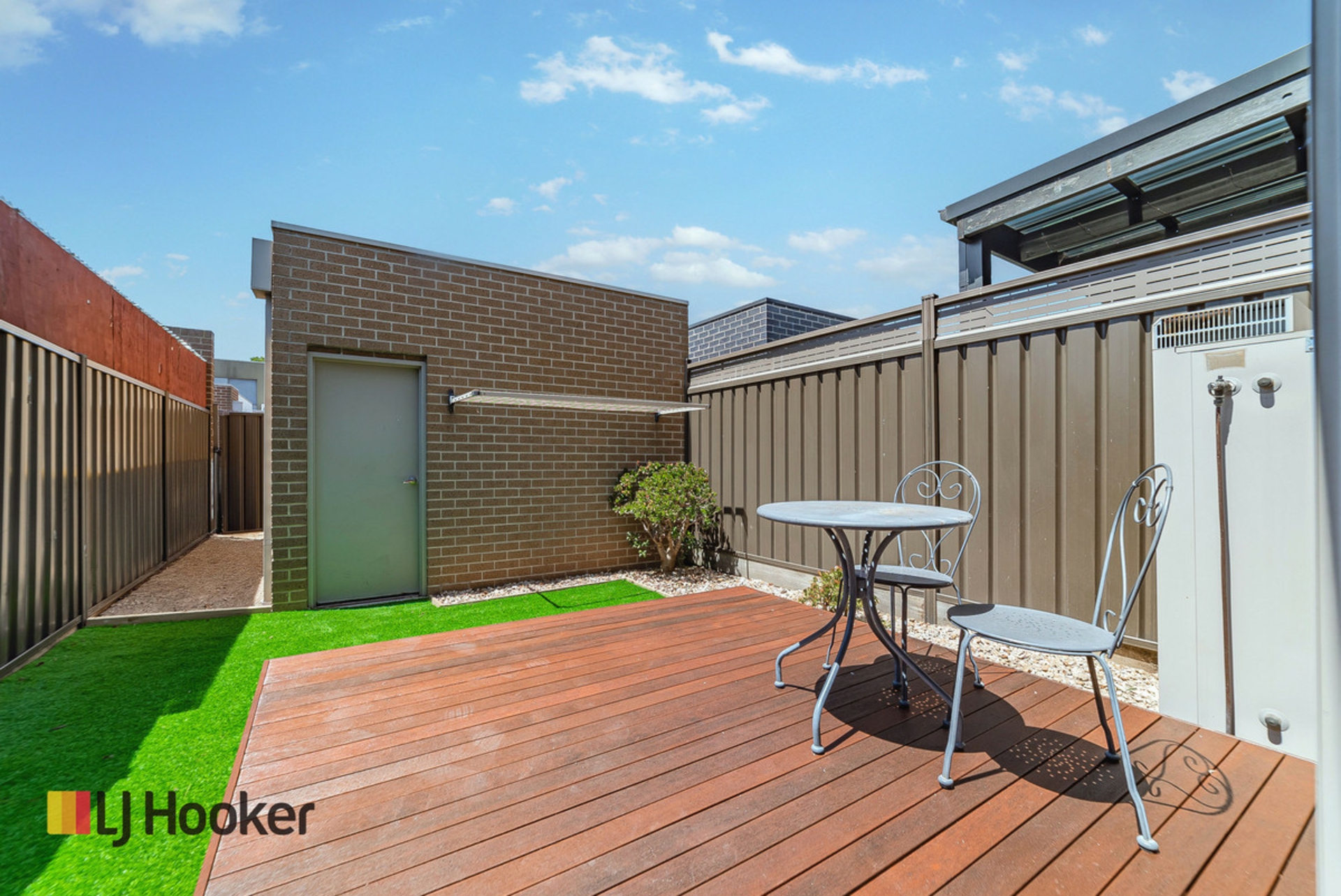 63 Clarendon Avenue — photo 14 of 15
