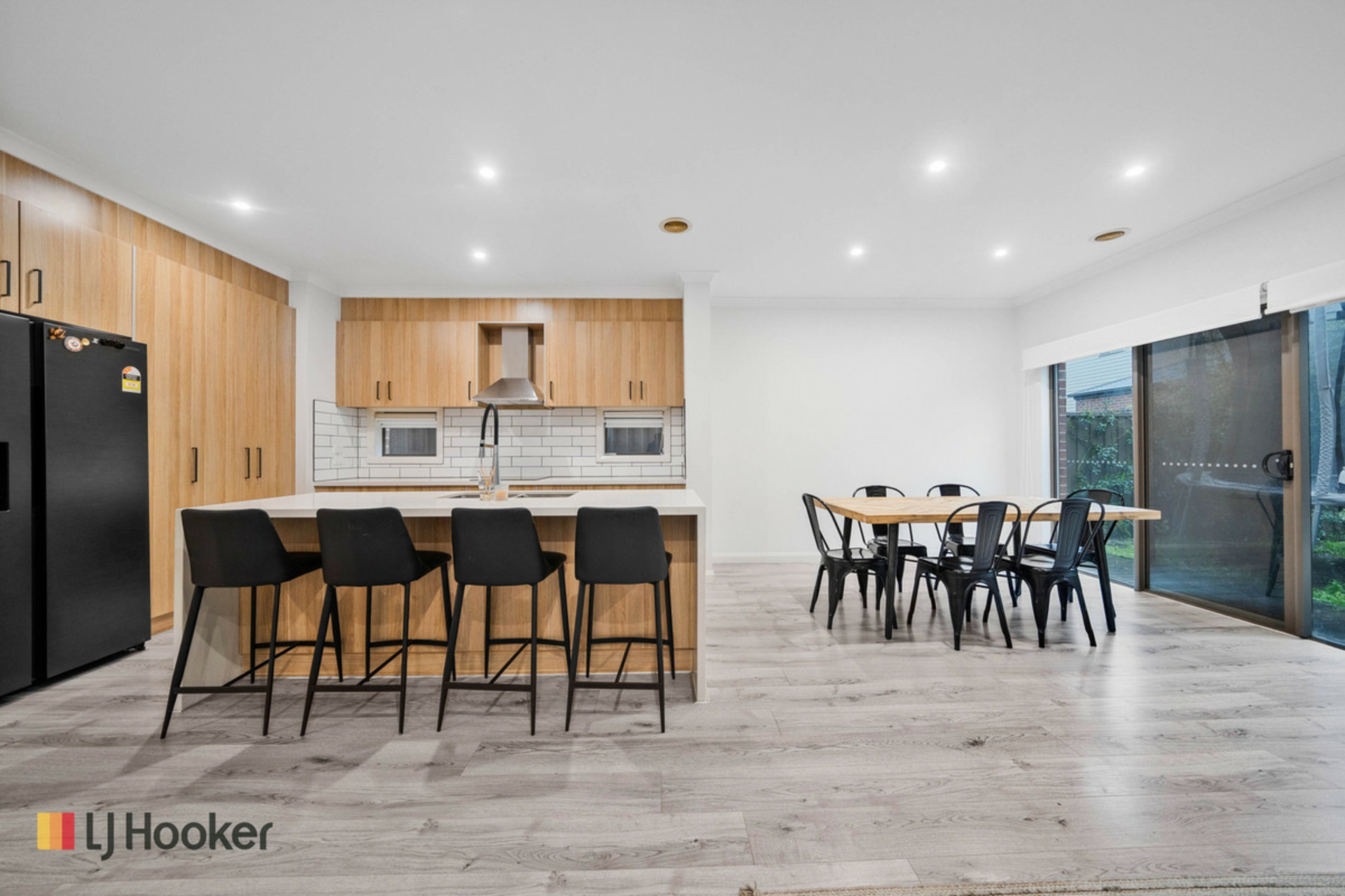7 Cavell Drive — photo 3 of 23