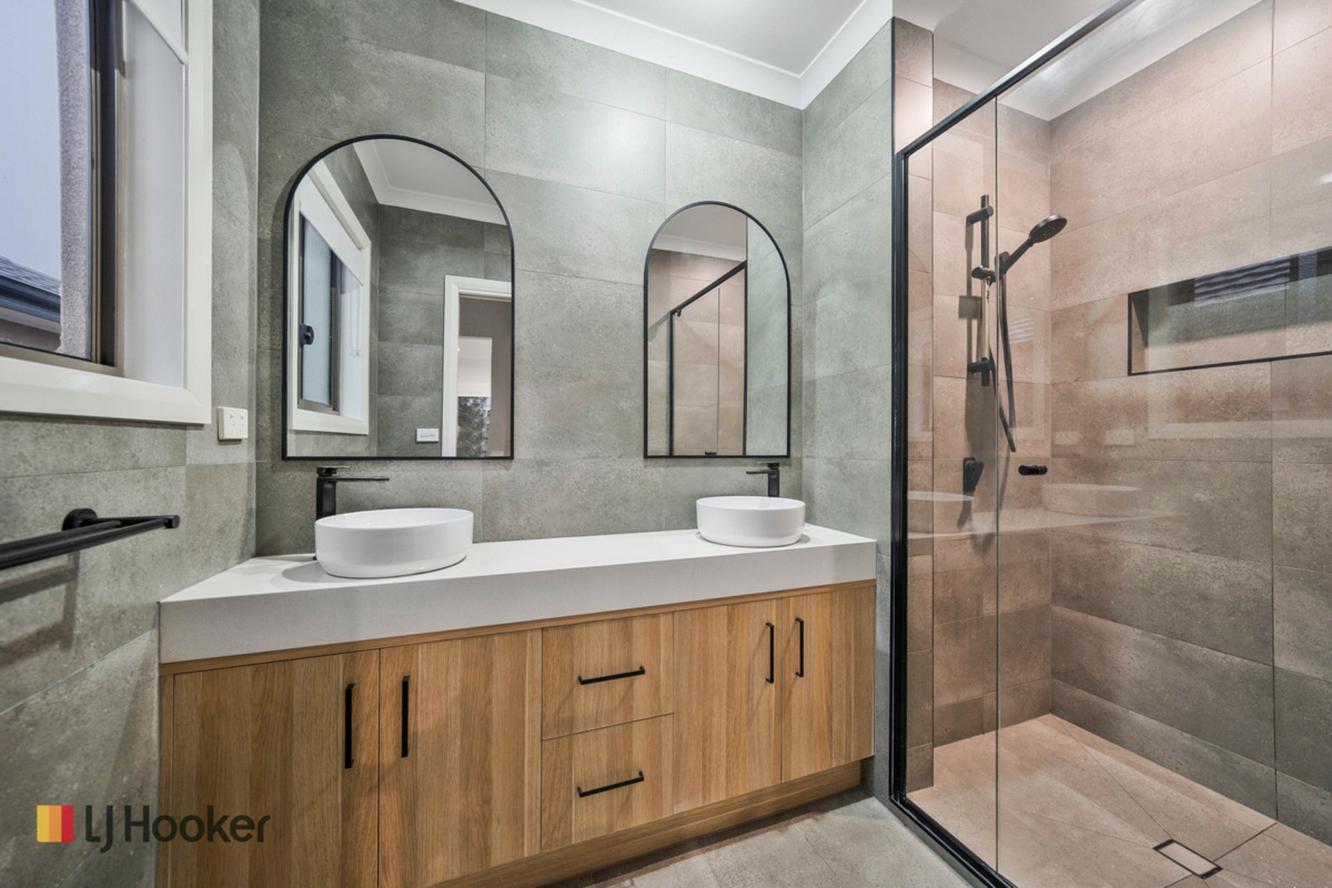 7 Cavell Drive — photo 10 of 23