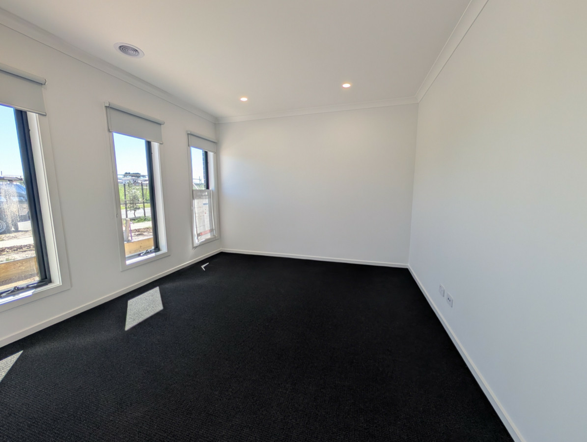 3 Ayudha Street — photo 5 of 12