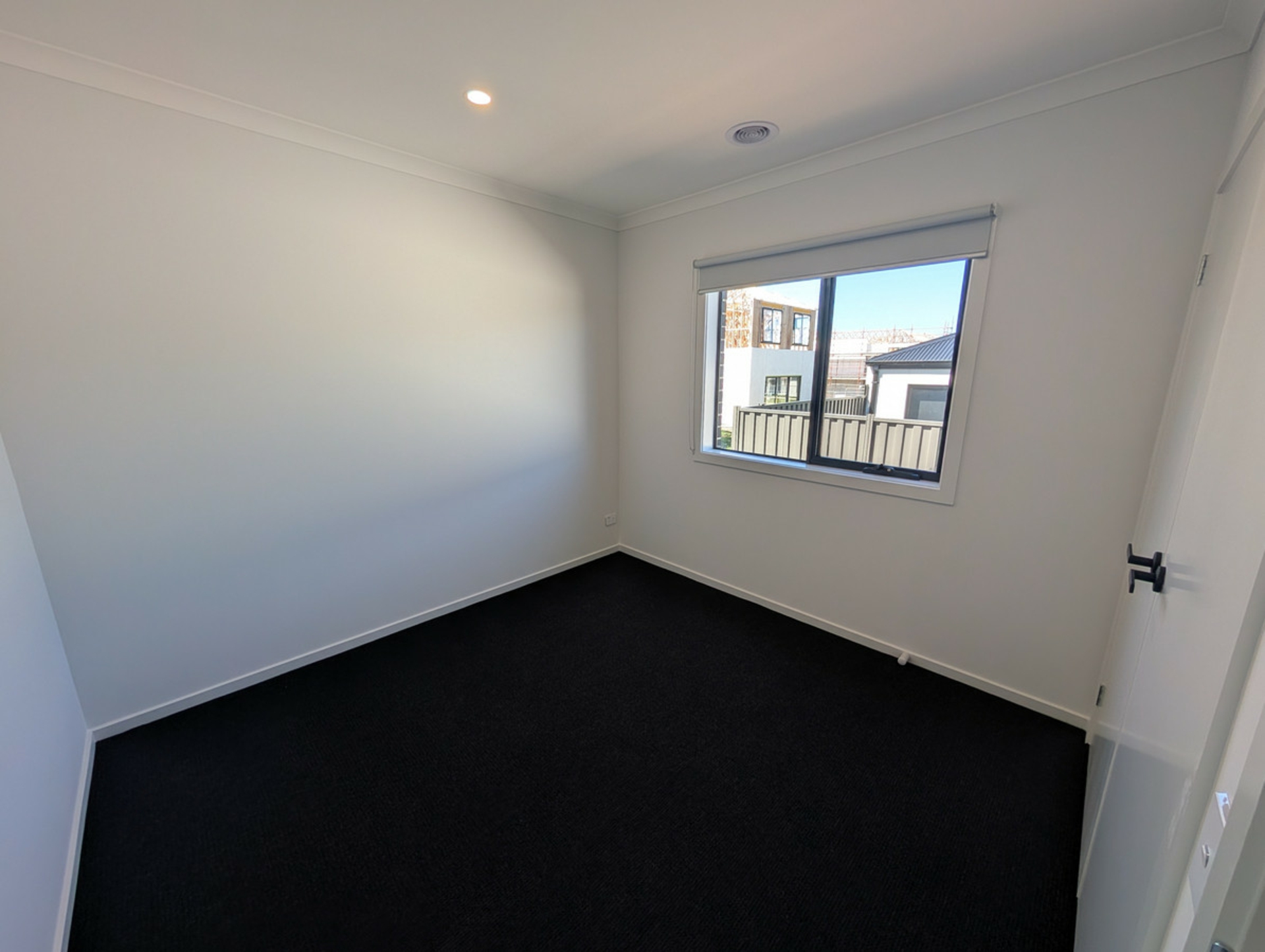 3 Ayudha Street — photo 11 of 12