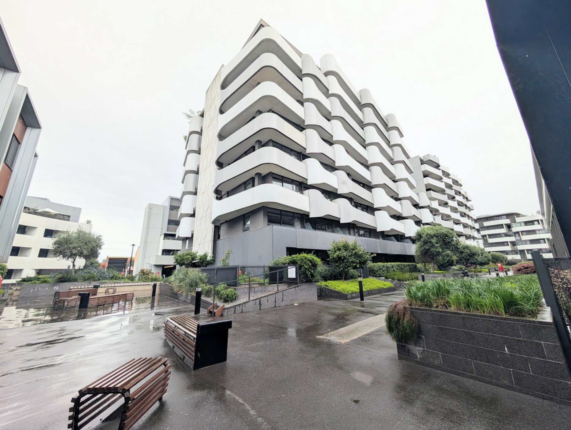1409/182 Edward Street — photo from LJ Hooker Craigieburn