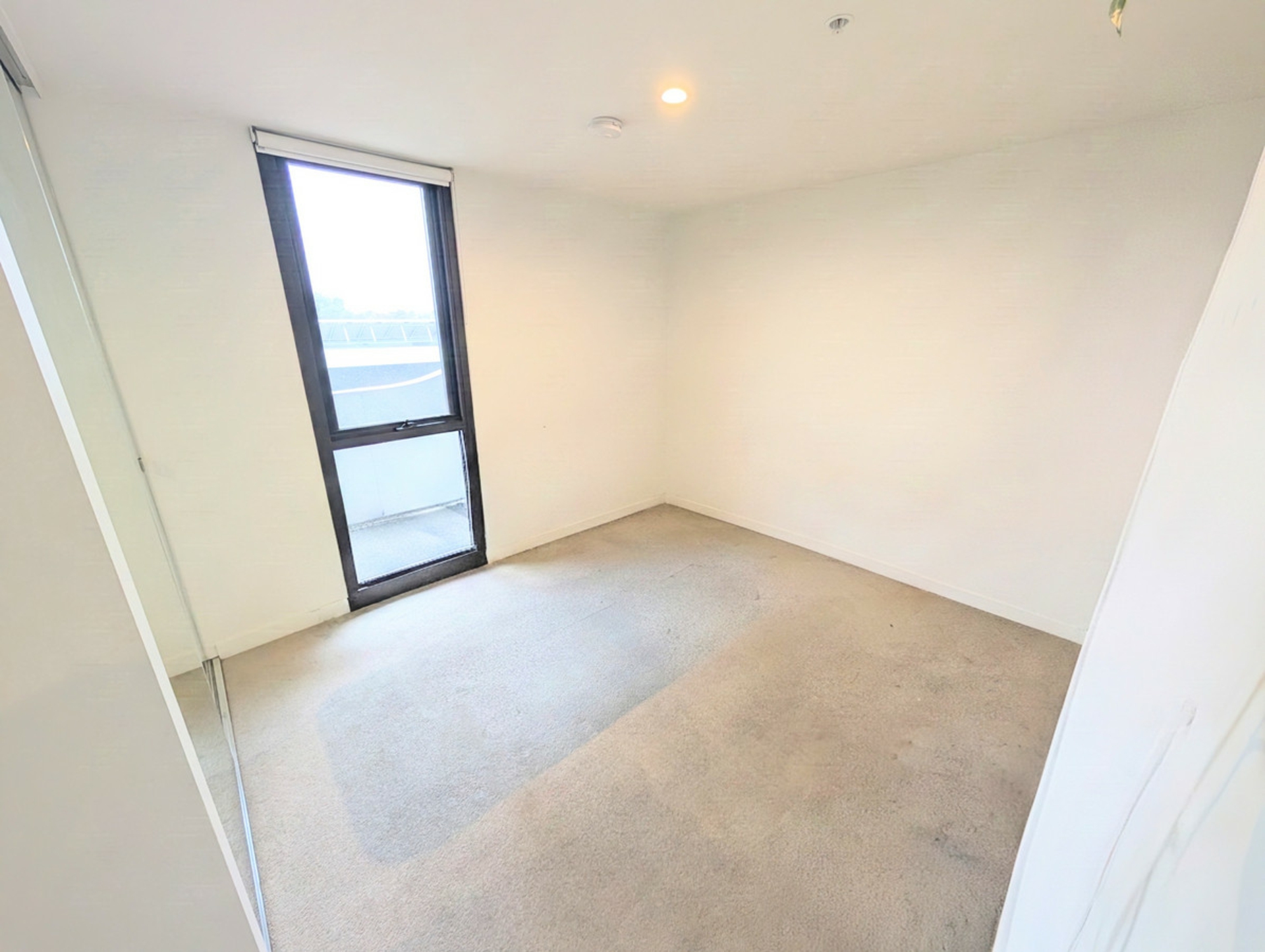 1409/182 Edward Street — photo 6 of 11