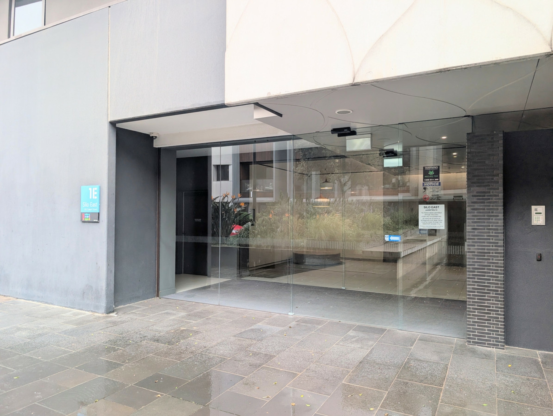 1409/182 Edward Street — photo 10 of 11