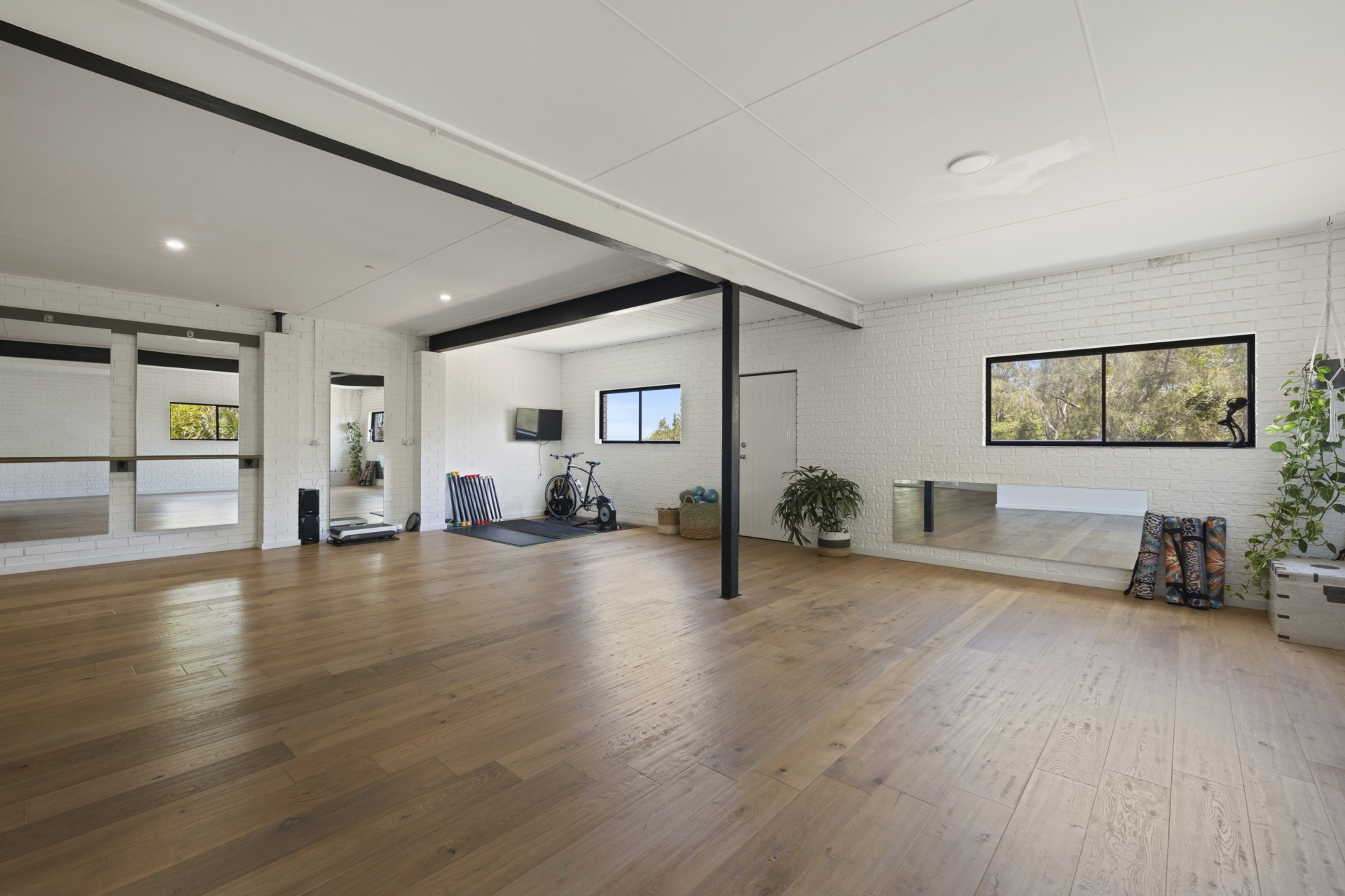 42 Headland Road Arrawarra Headland NSW House for Sale LJ Hooker