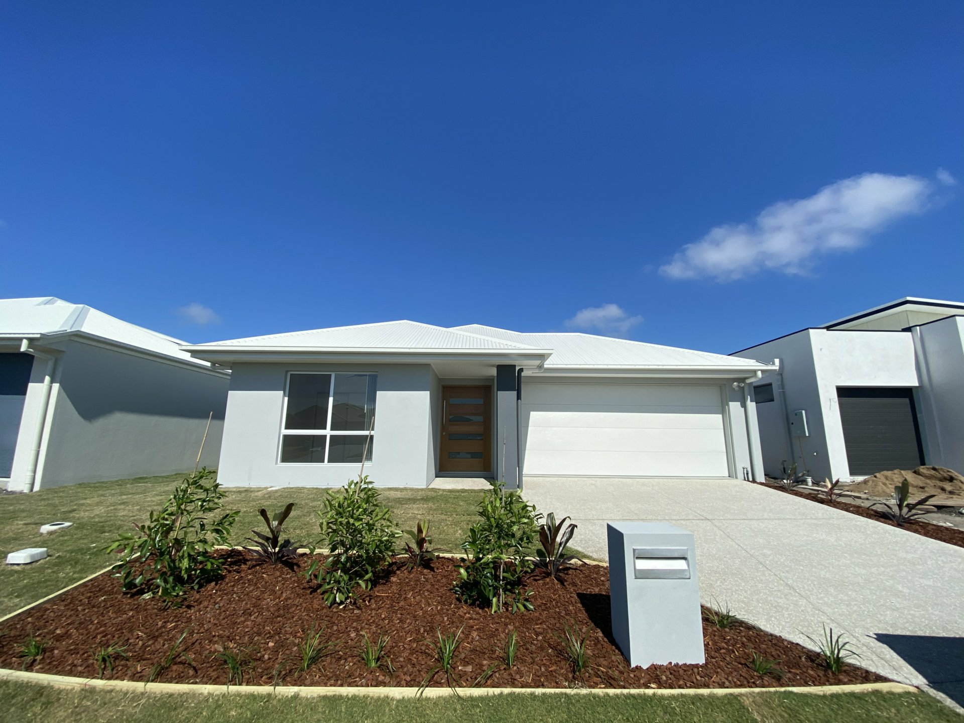 13 Elanus Court, BANKSIA BEACH