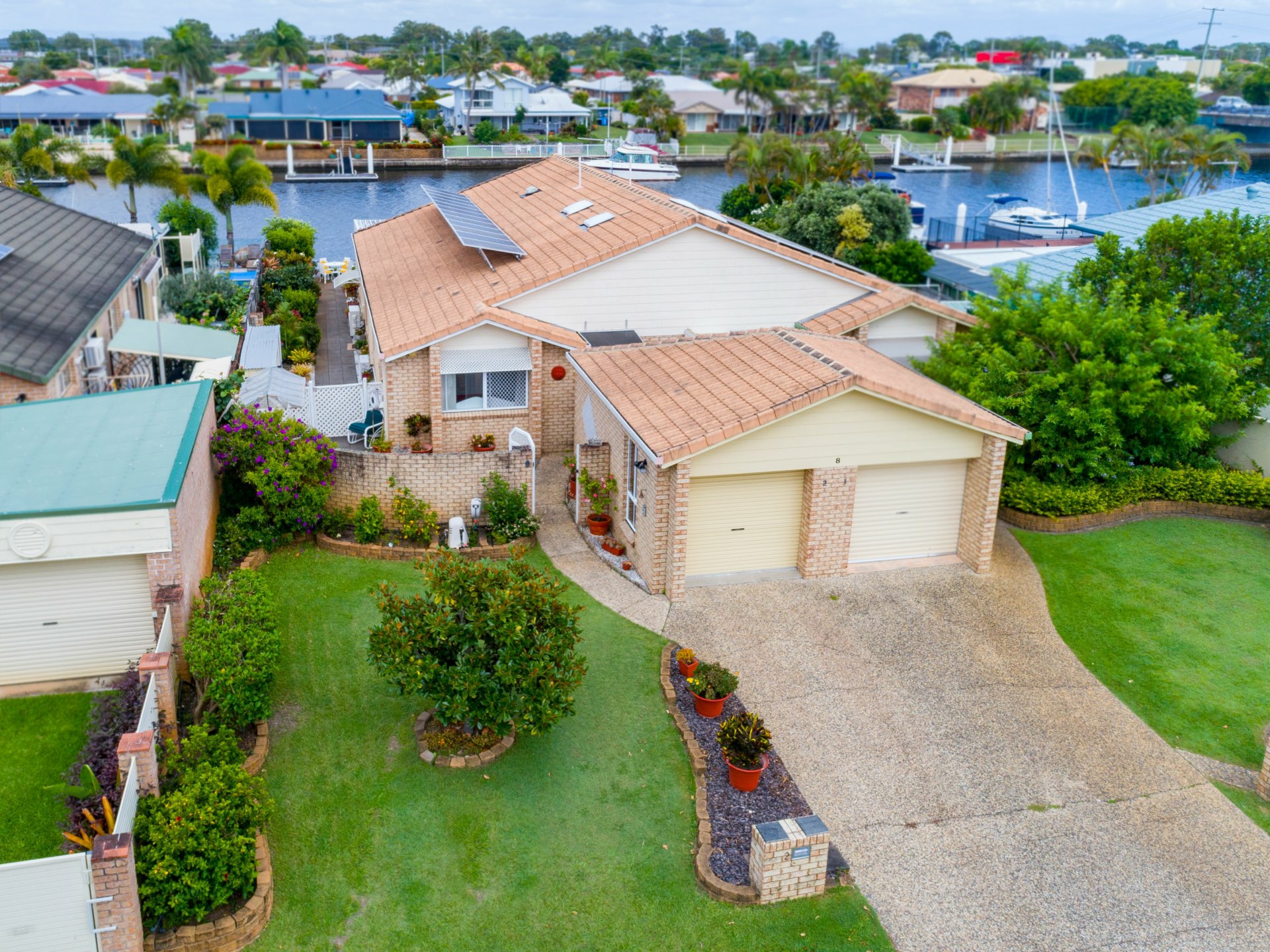 2/8 Tradewinds Drive, Banksia Beach