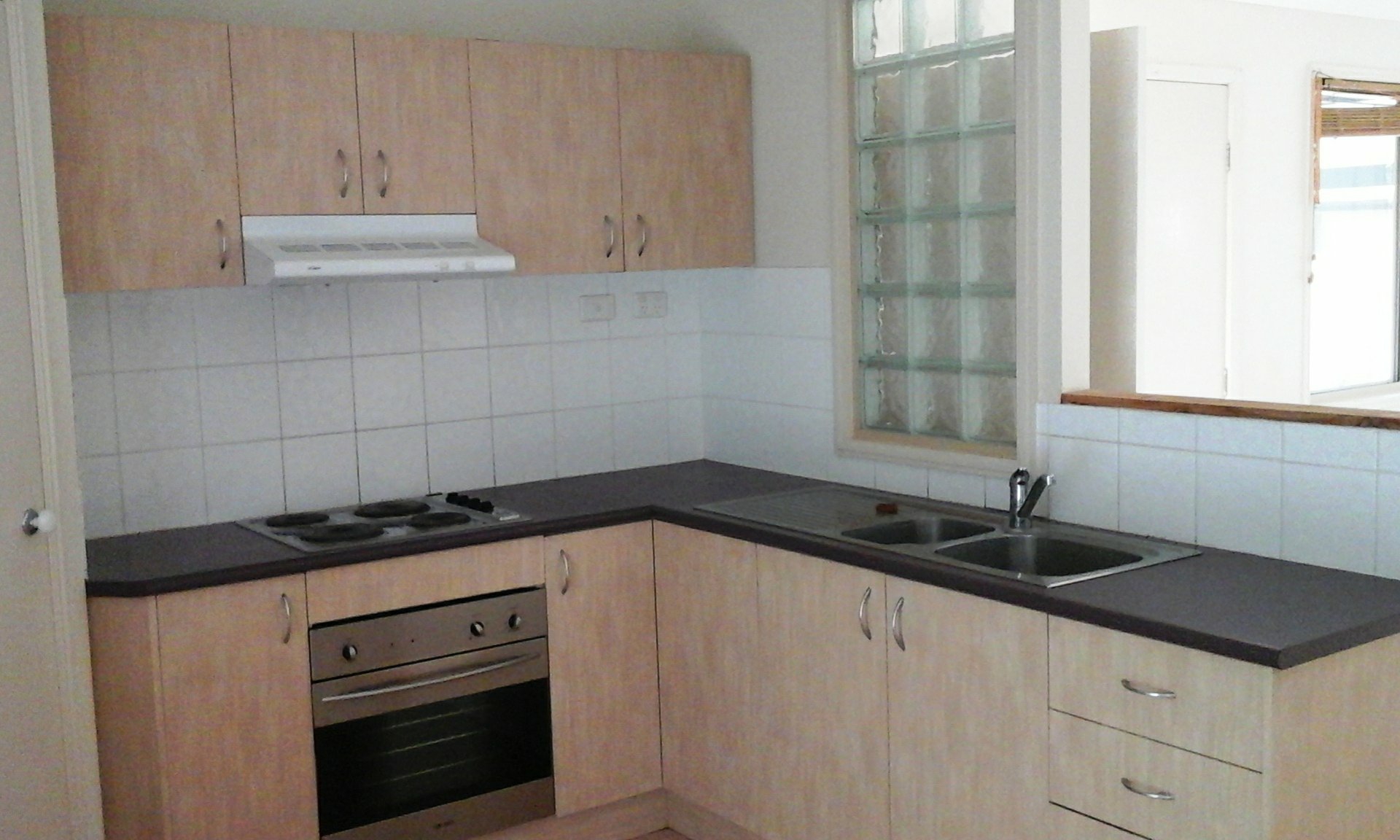 2/16 Moreton Terrace, BEACHMERE