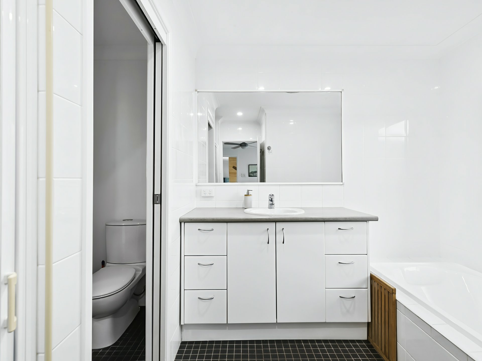 13 Lowry Street, WOORIM