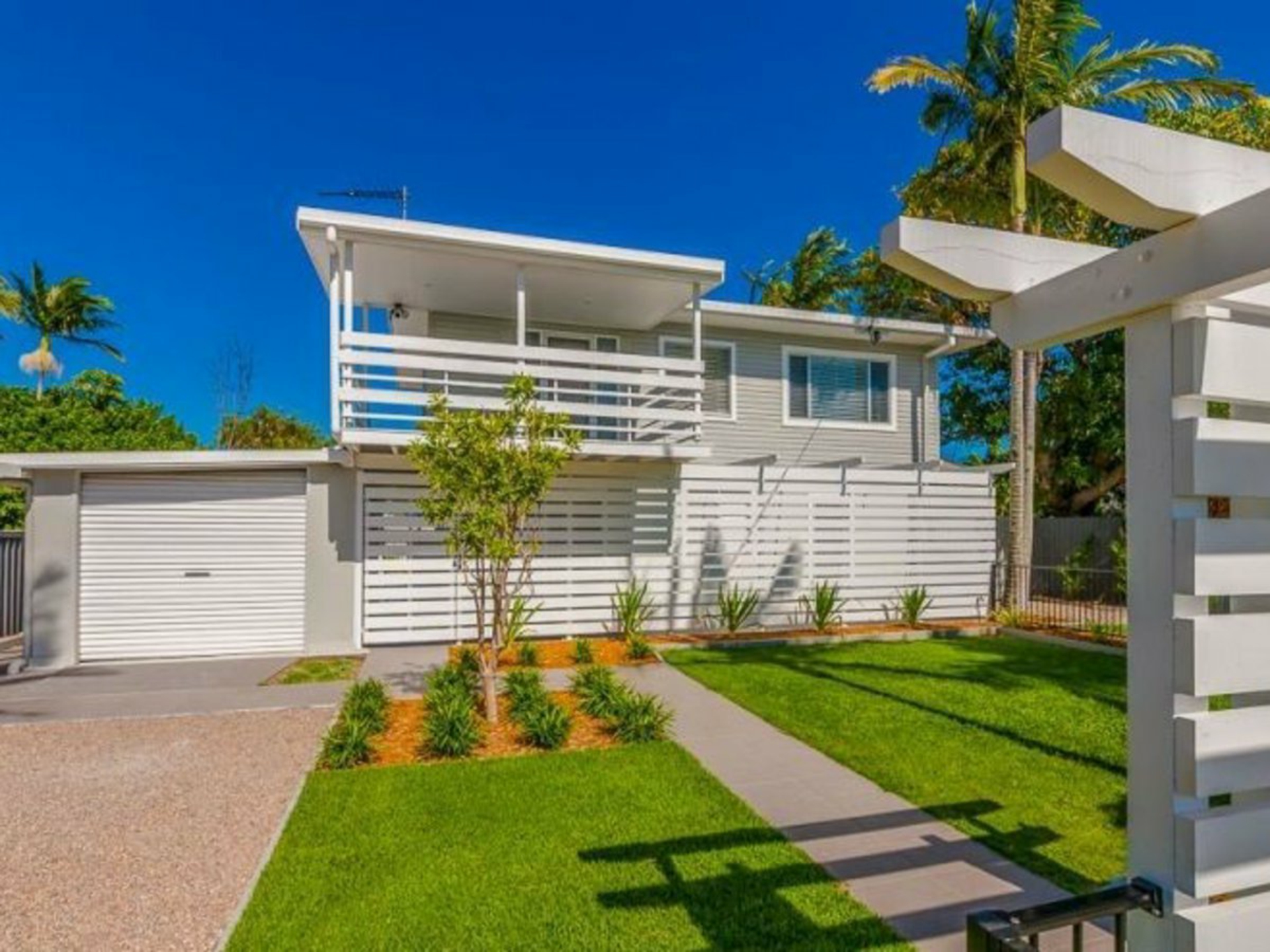 10 Mirree Avenue, BELLARA