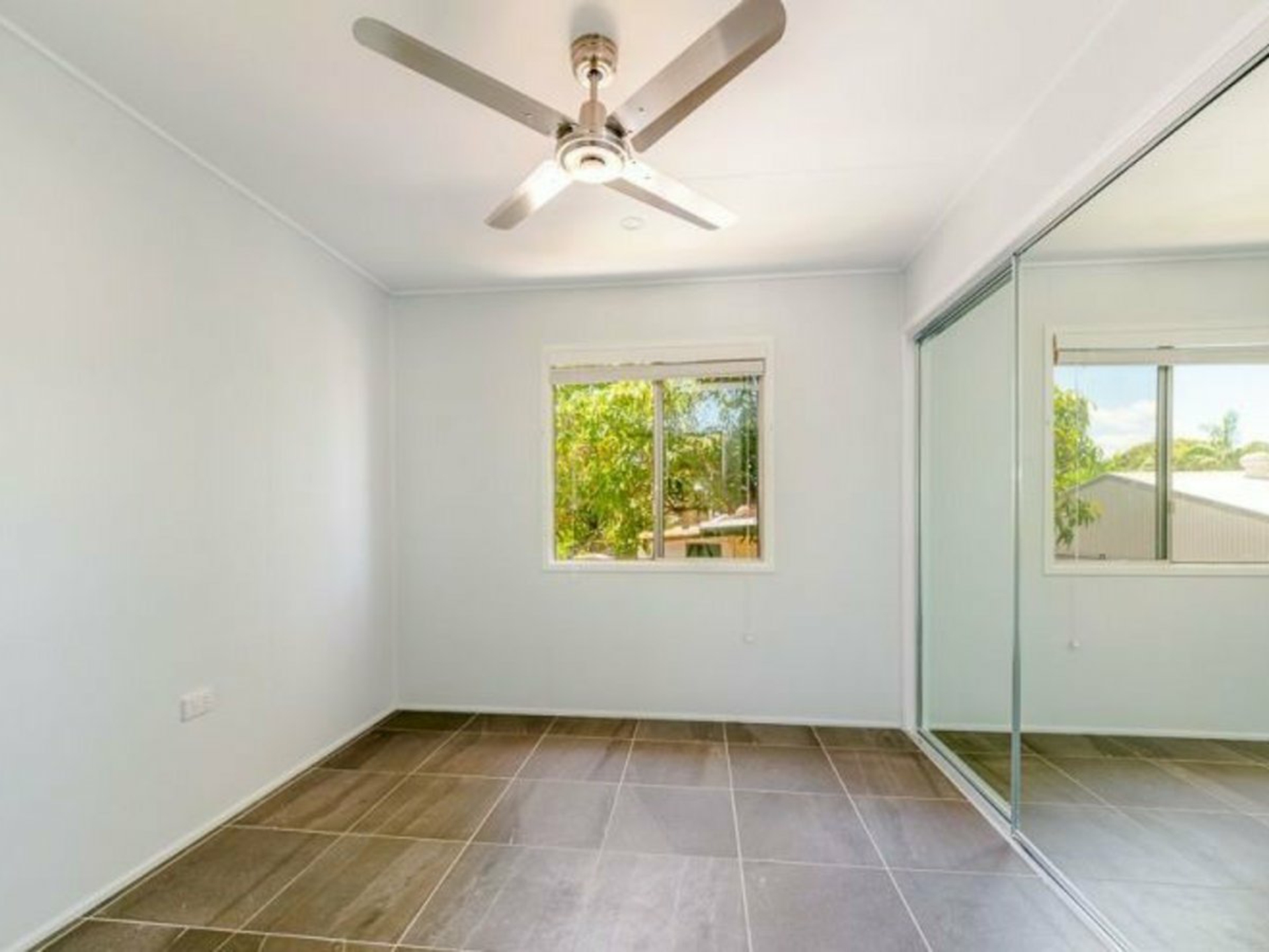 10 Mirree Avenue, BELLARA