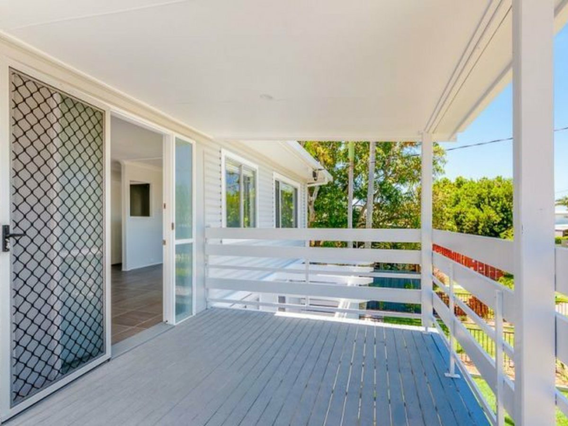 10 Mirree Avenue, BELLARA