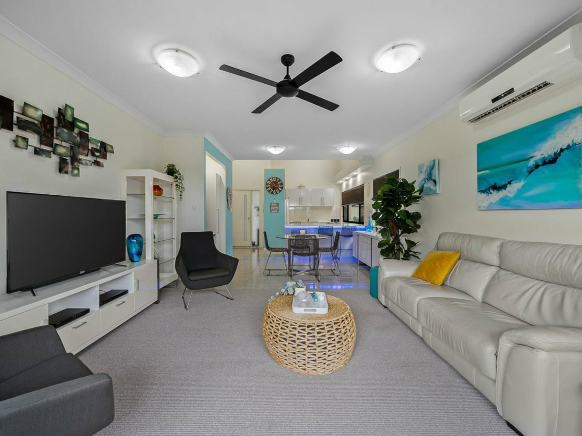 13/4 Kal Ma Kuta Drive, SANDSTONE POINT