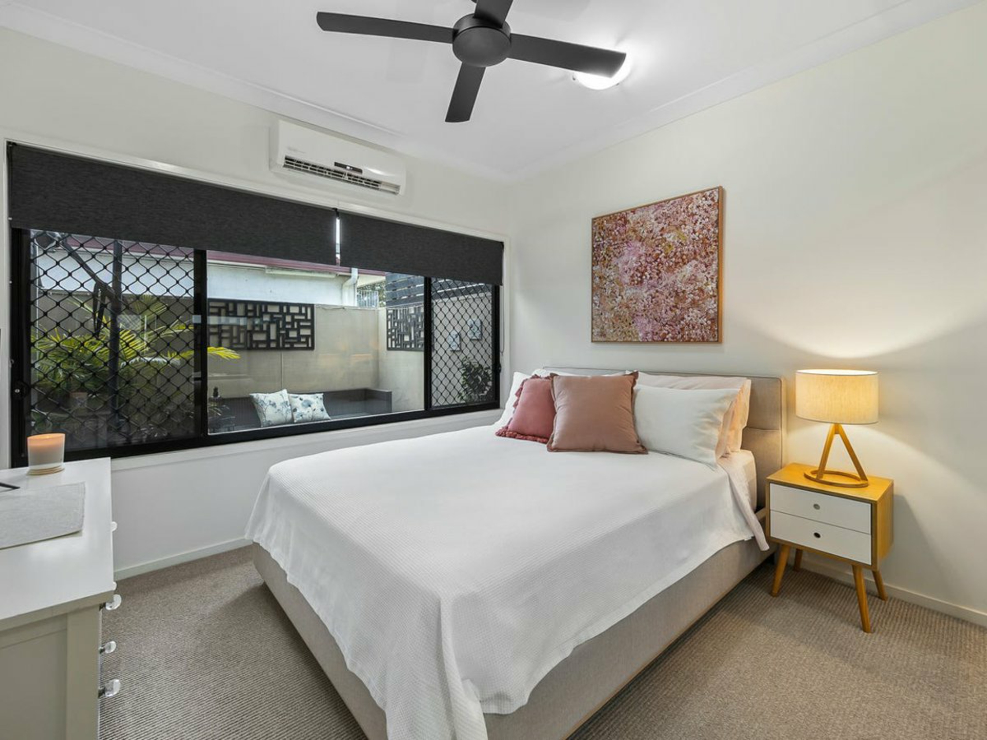 13/4 Kal Ma Kuta Drive, SANDSTONE POINT