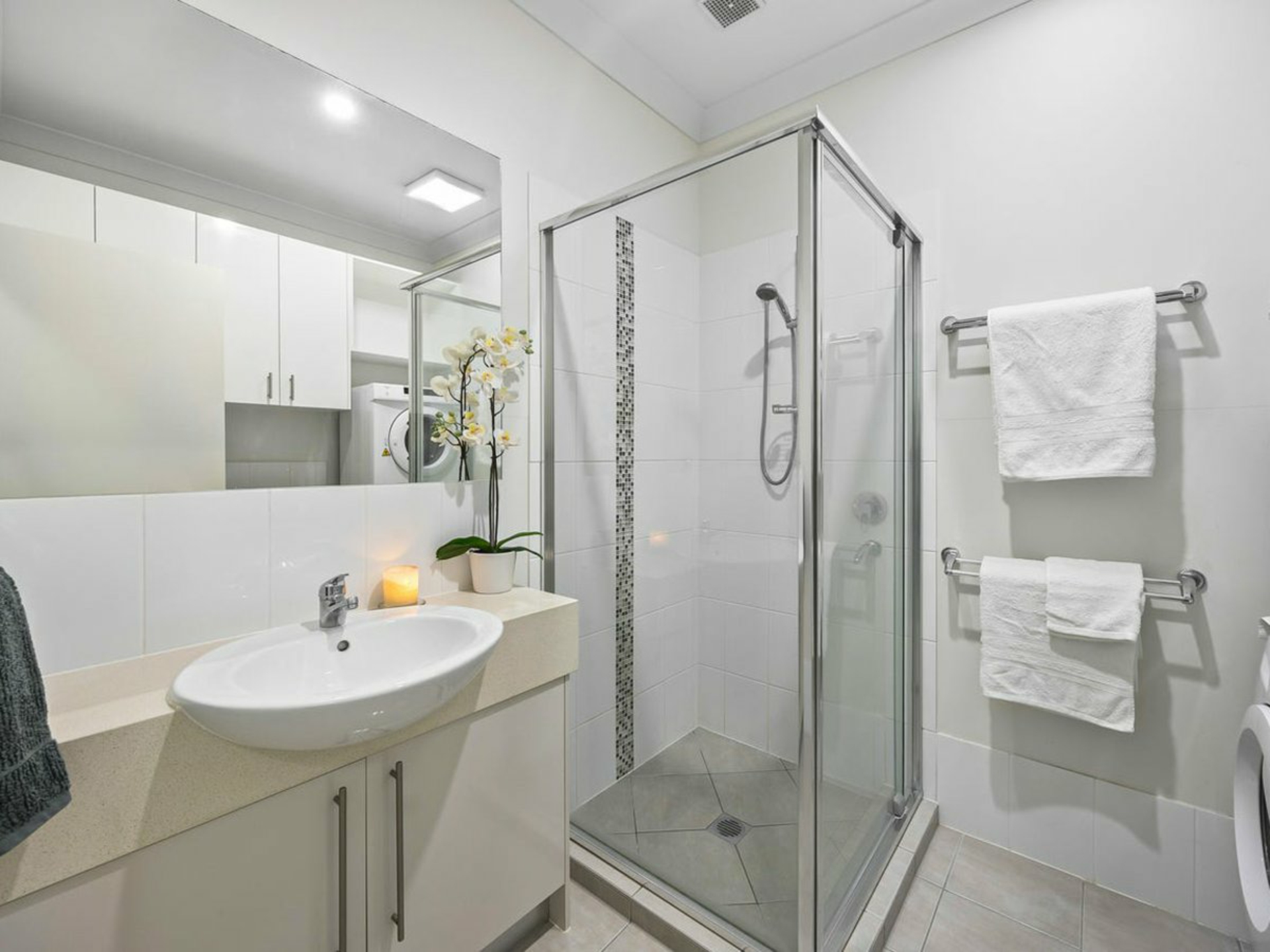 13/4 Kal Ma Kuta Drive, SANDSTONE POINT