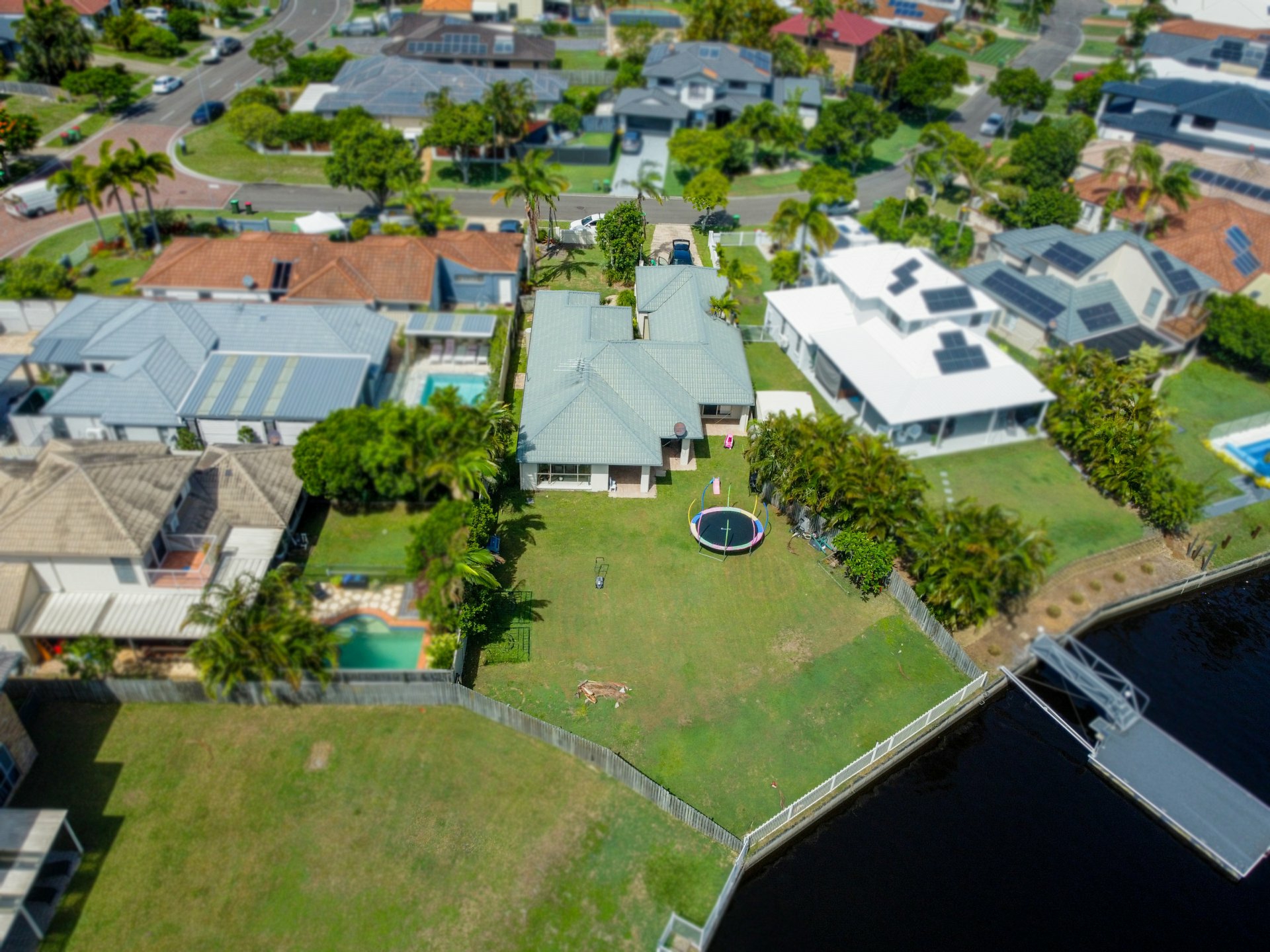 6 Catamaran Court, BANKSIA BEACH