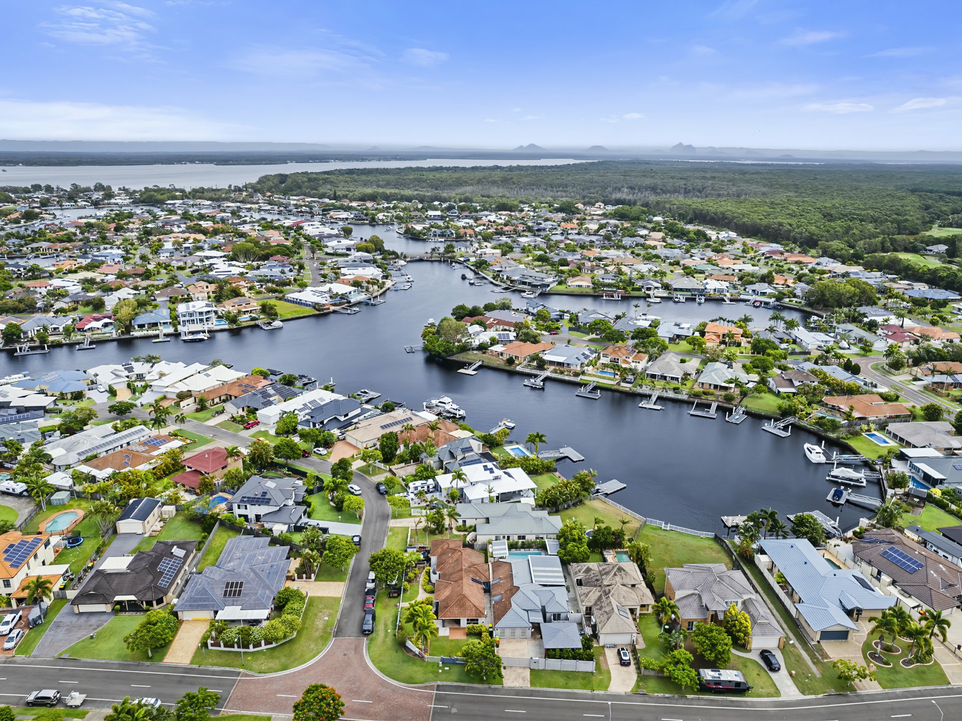 6 Catamaran Court, BANKSIA BEACH